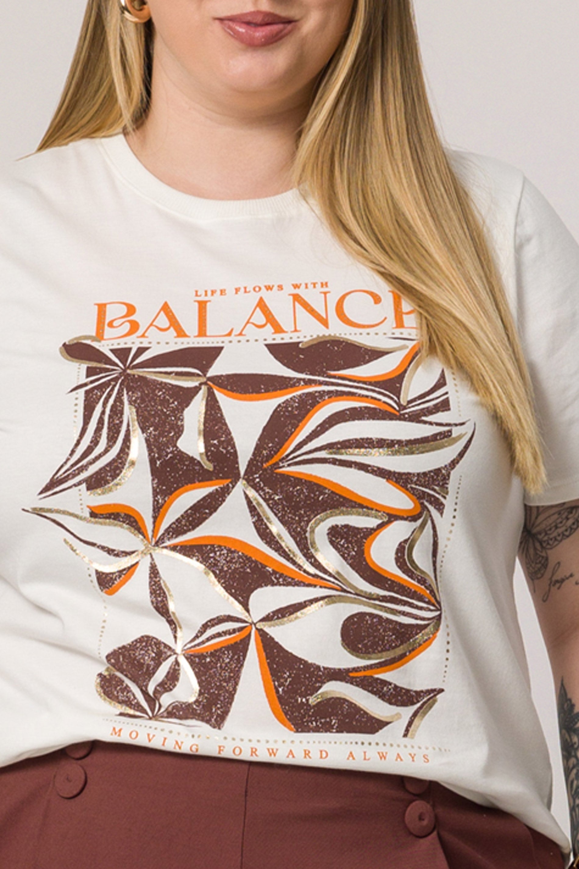 T-shirt com ilustração em meia malha