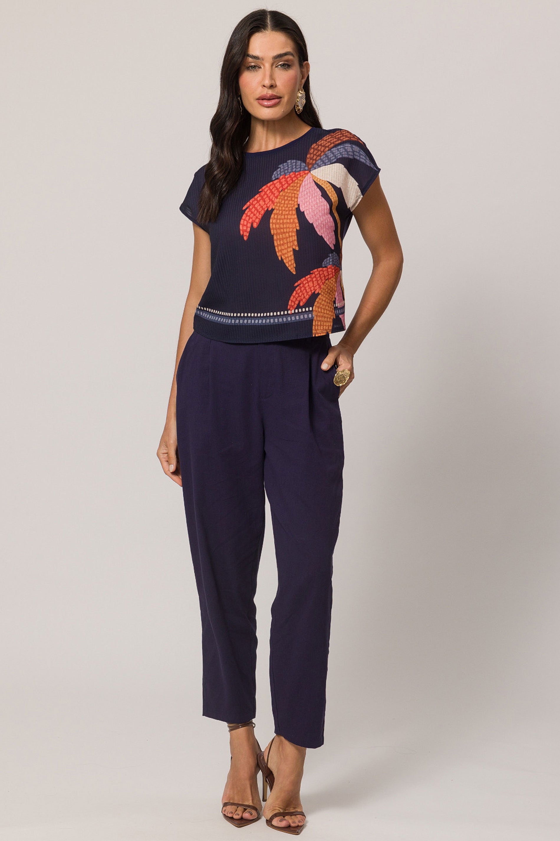 Blusa em Crepe Stripe com Malha Viscose