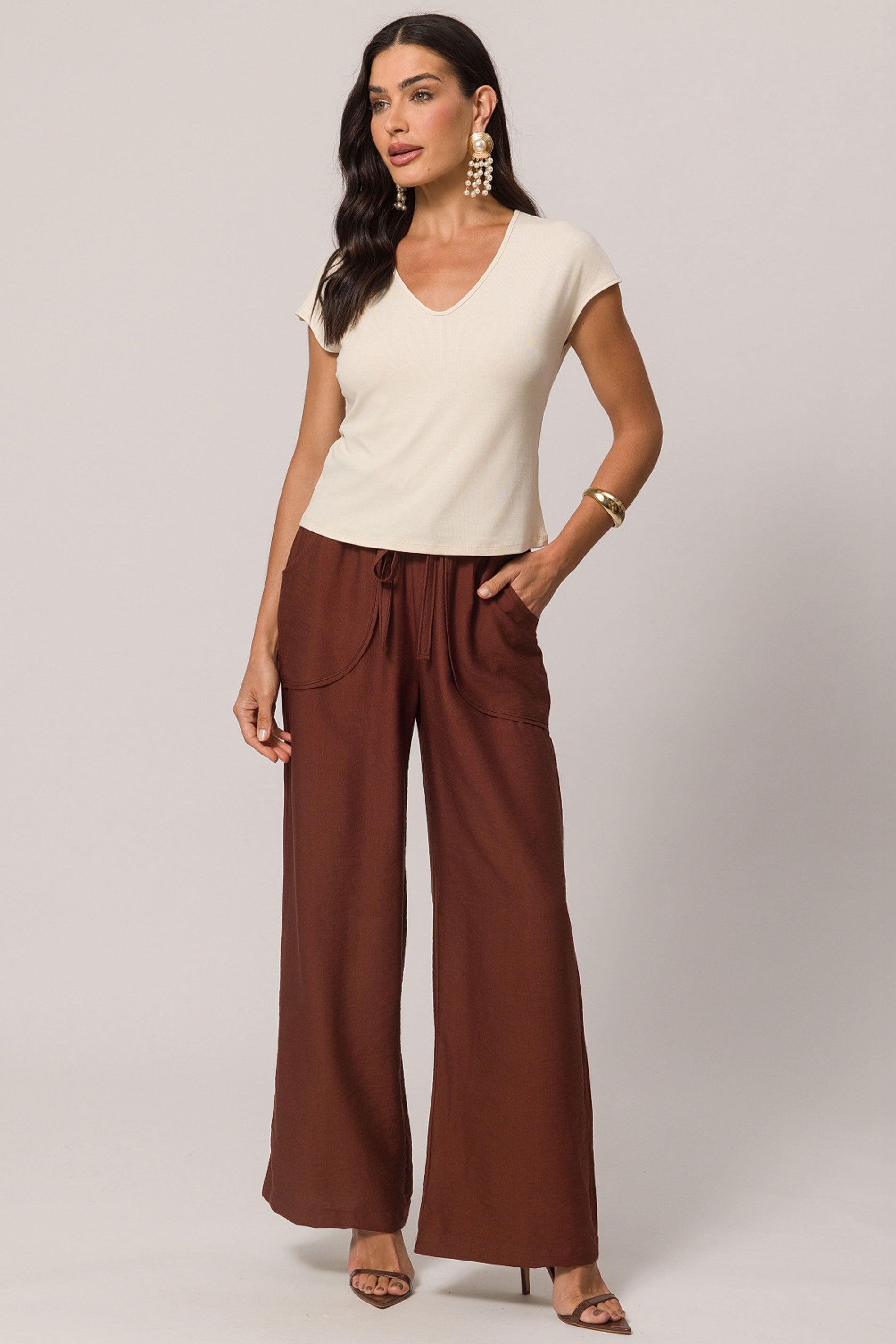 Blusa de Manga Curta em Ribana de Viscose com Decote V