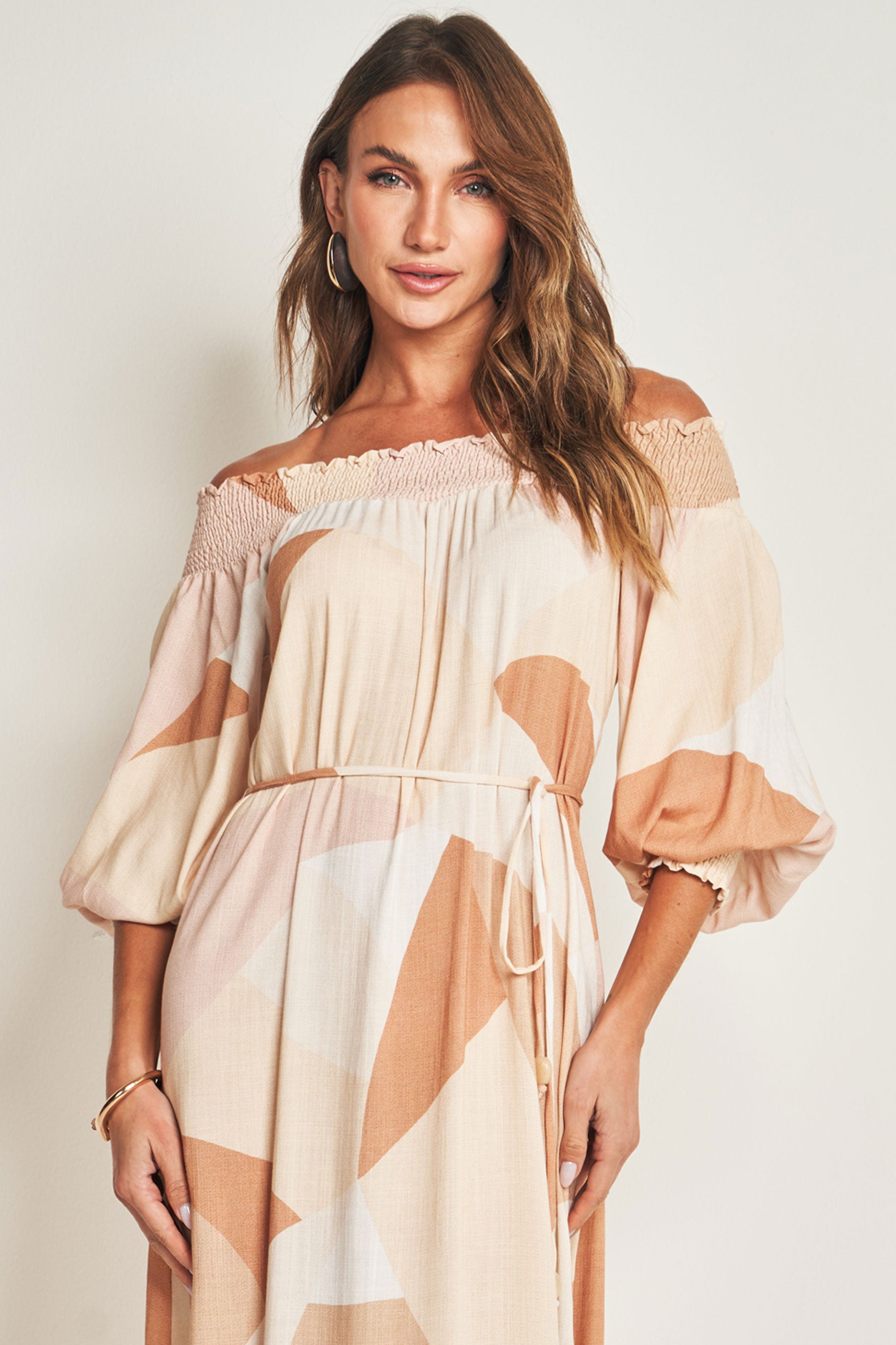 Vestido Midi de Manga 7/8 em Plano Viscose Flamê com Elastano