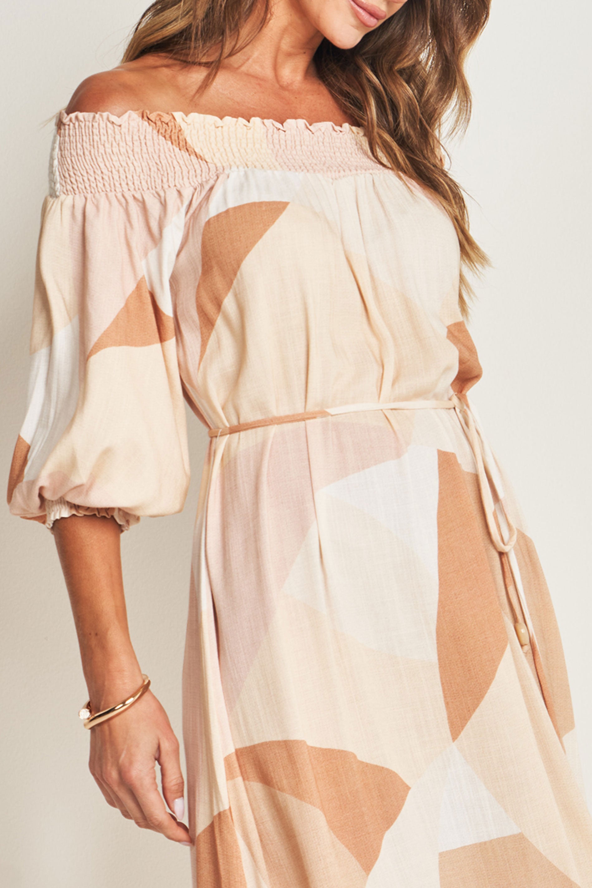 Vestido Midi de Manga 7/8 em Plano Viscose Flamê com Elastano