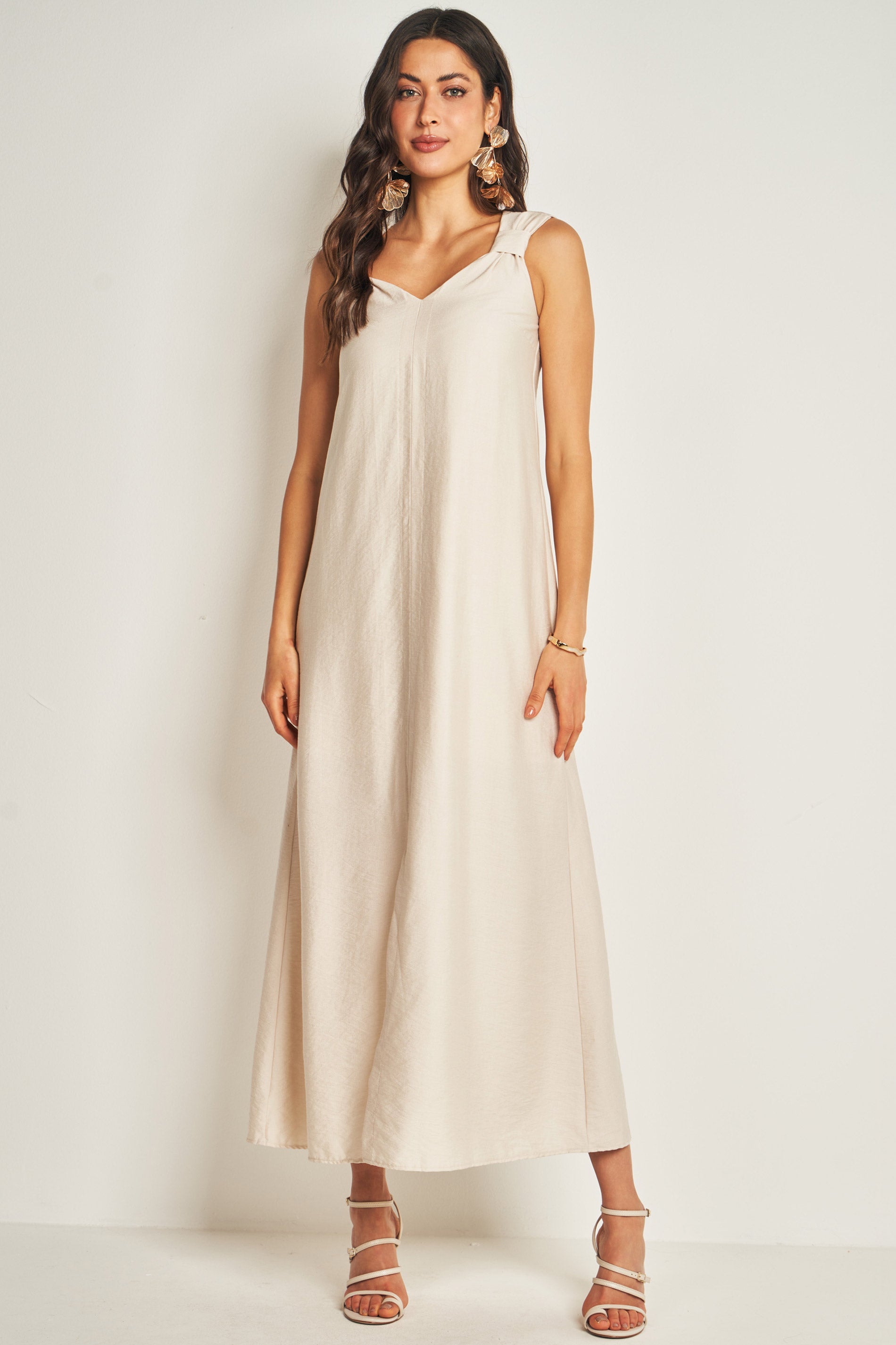 Vestido longo sem manga em viscoflow