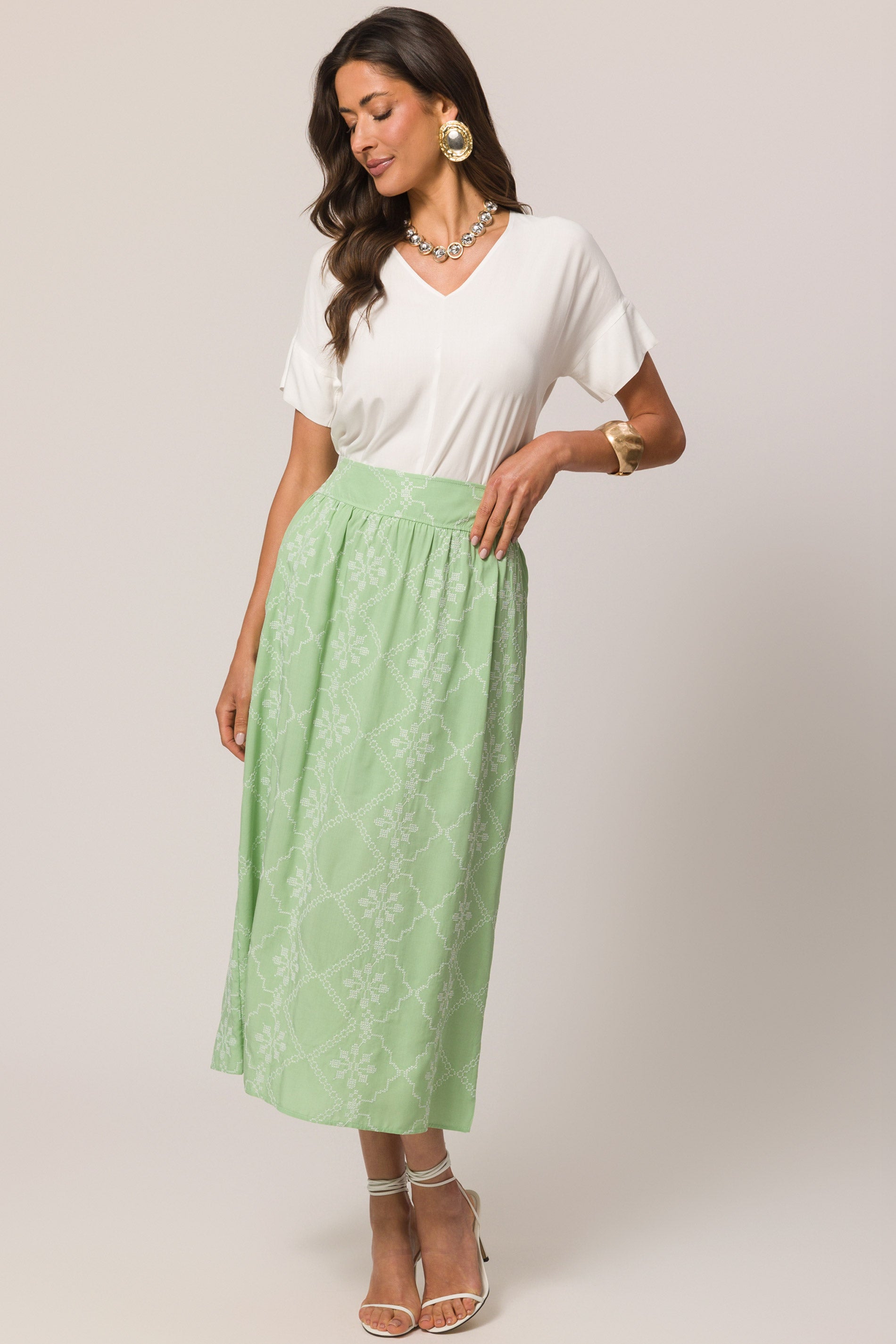 Saia Longa Bordada em Viscose com Estampa Geométrica