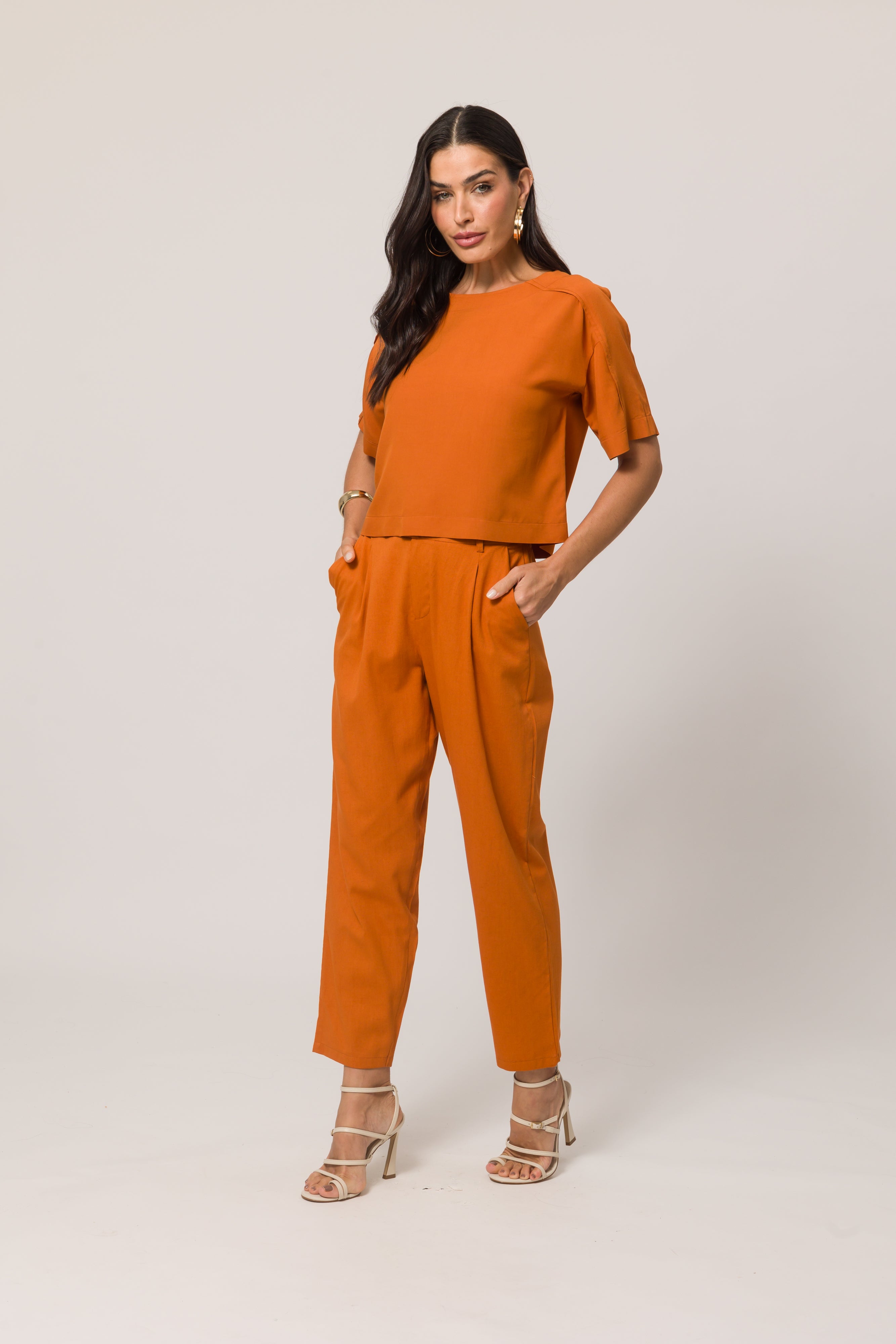 Blusa de Manga Curta em Plano Viscose