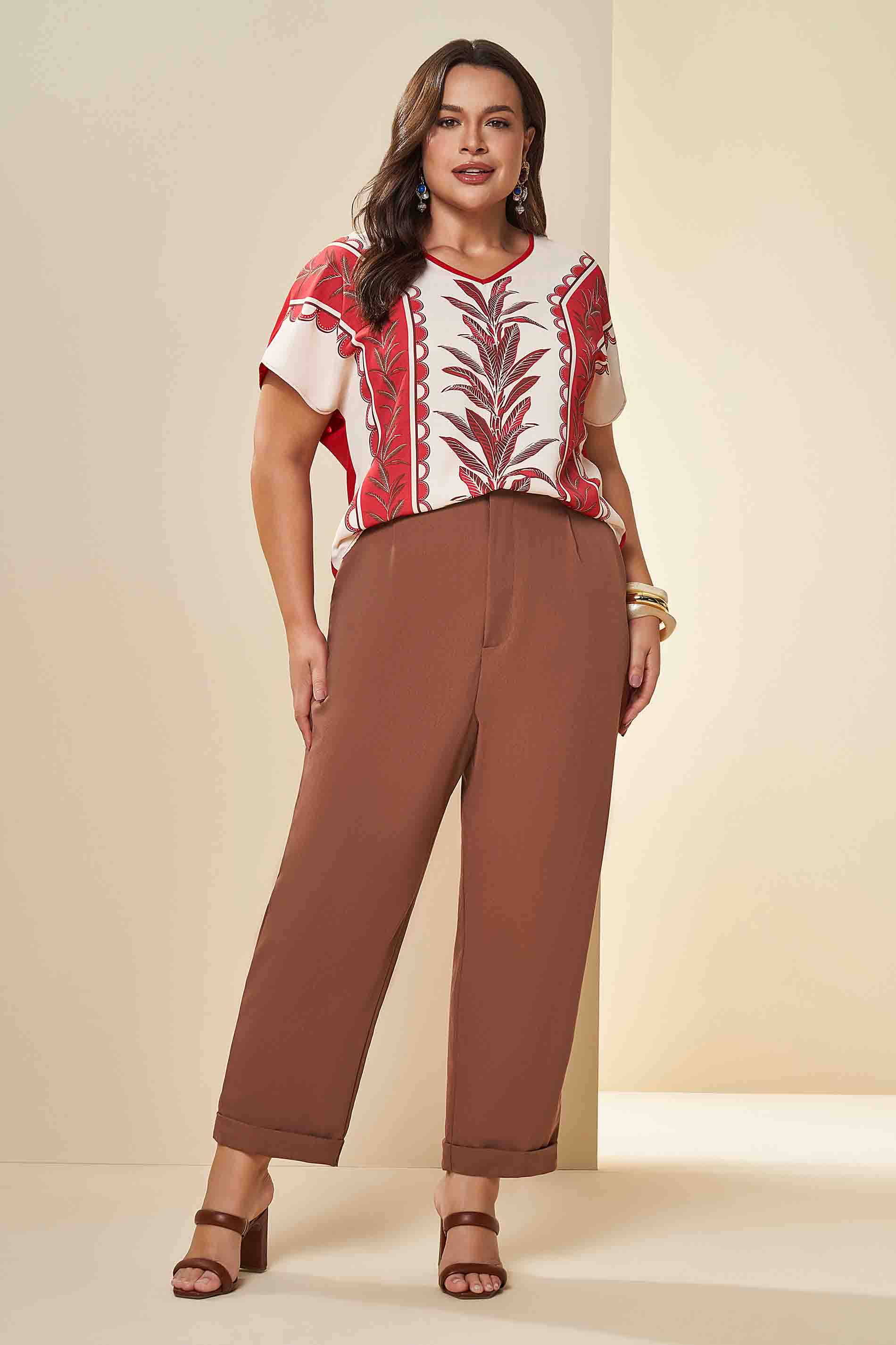 Calça Reta Cintura Alta Tropical em Alfaiataria