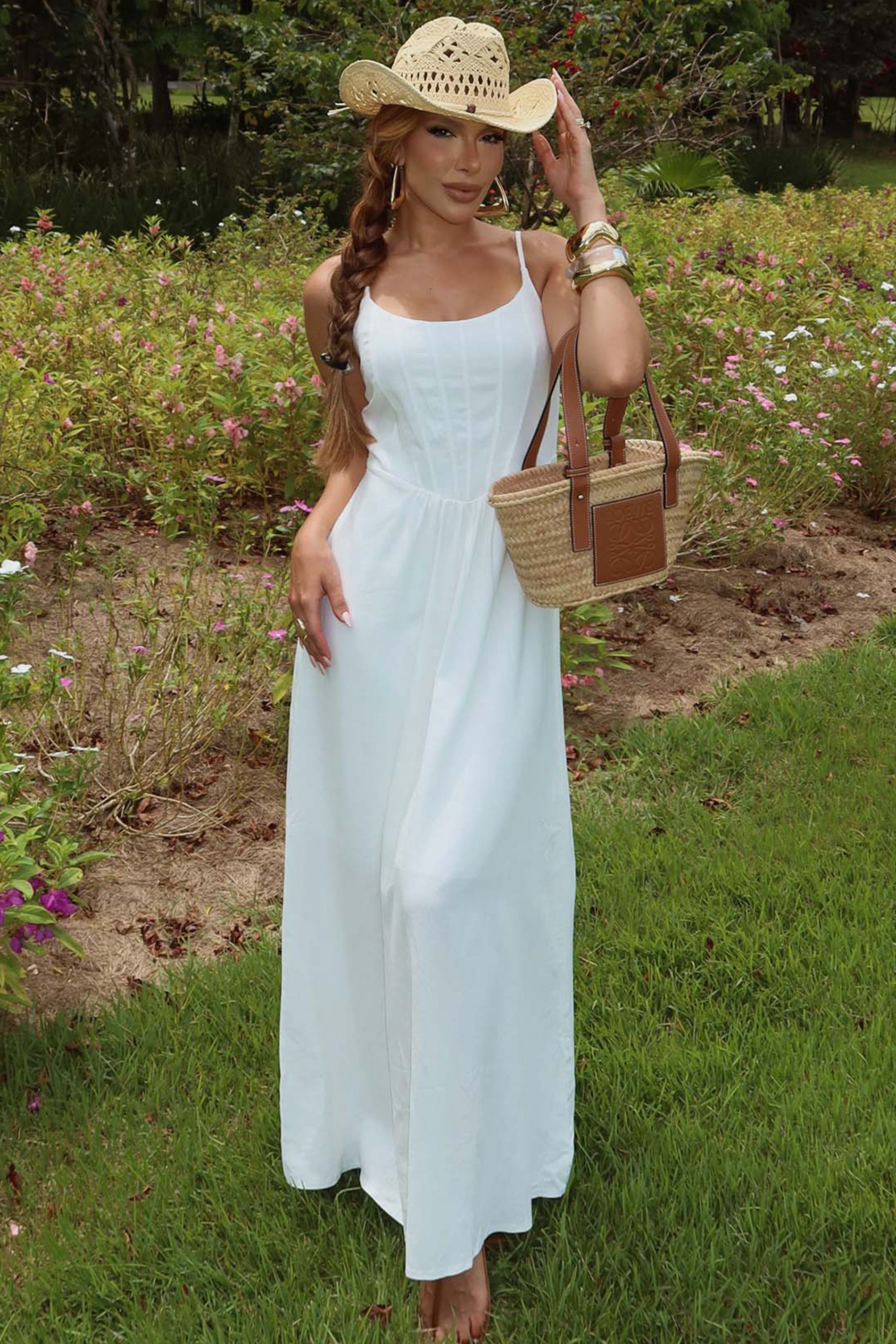 Vestido Longo Brisamar Alça Fina e Recorte no Busto