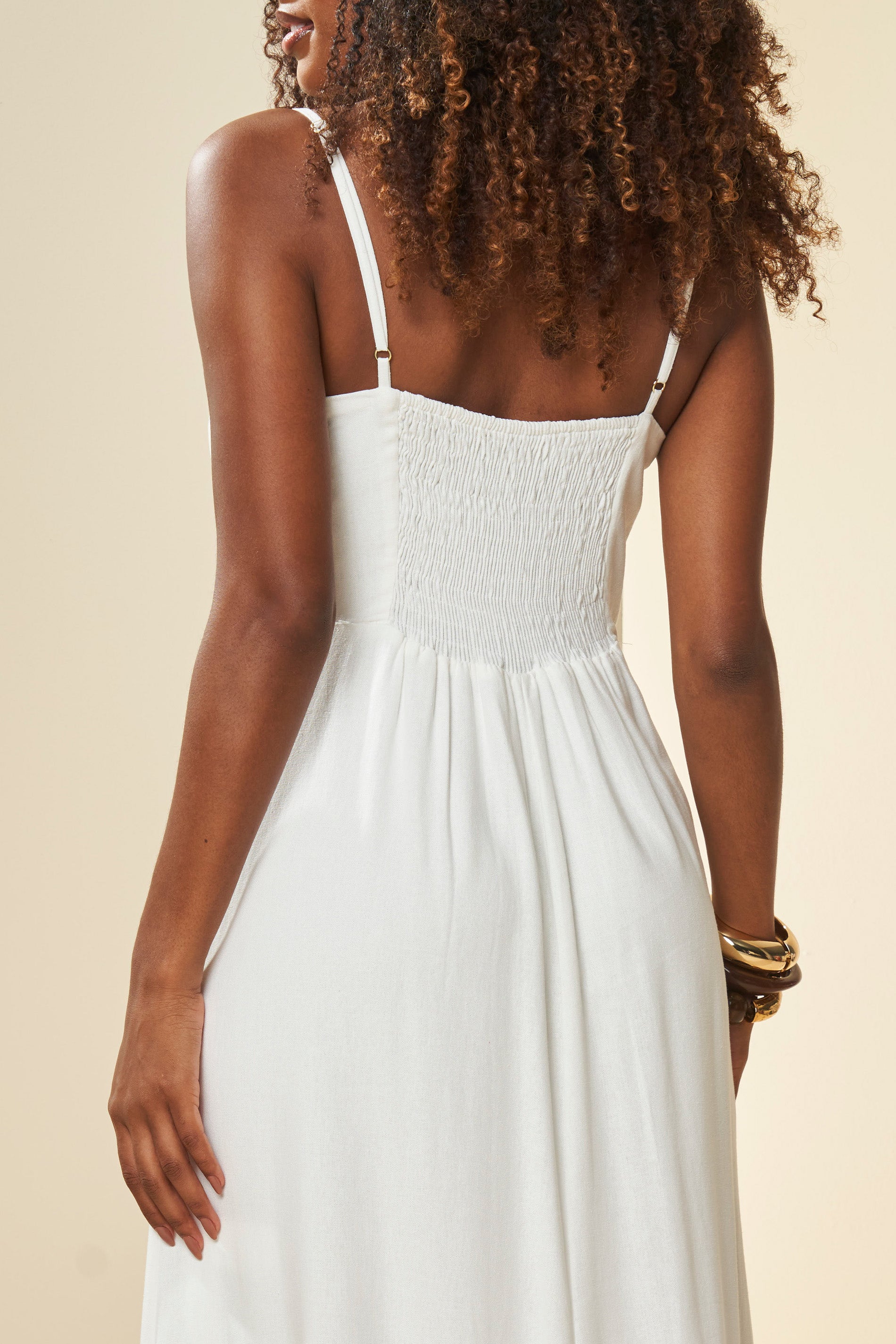 Vestido Longo Brisamar Alça Fina e Recorte no Busto