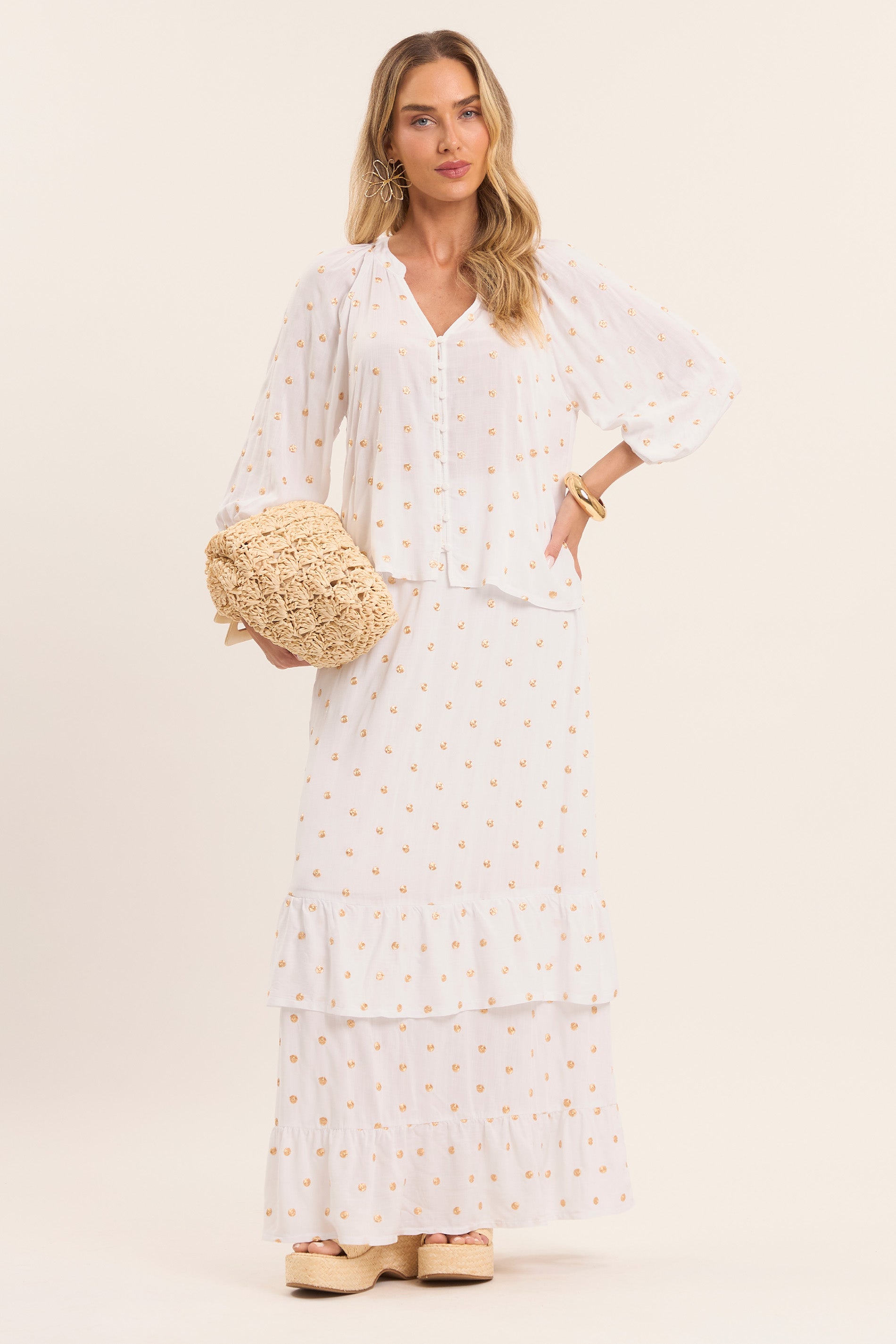 Saia Longa Bordada Celebration em Poá Dourado