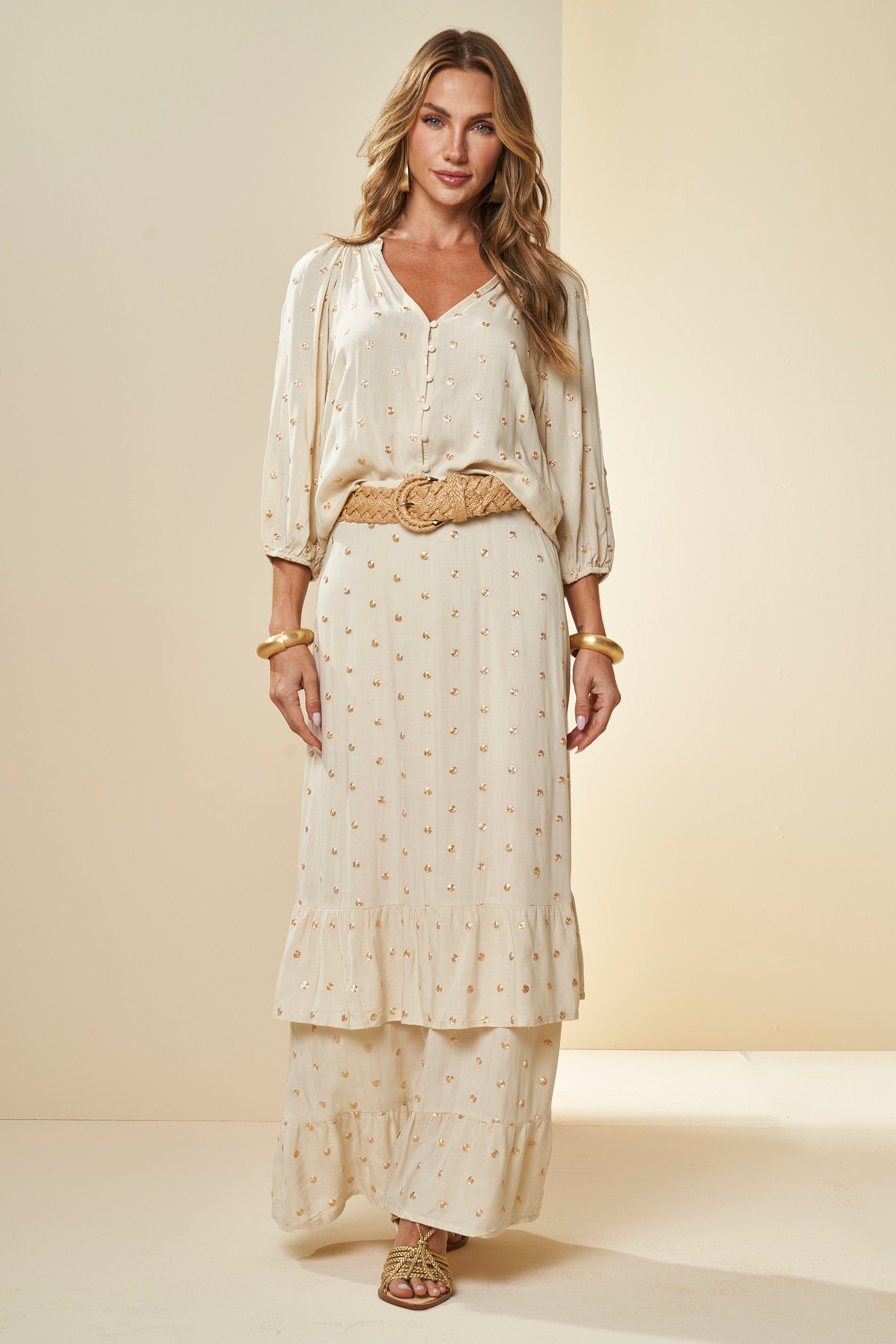 Saia Longa Bordada Celebration em Poá Dourado