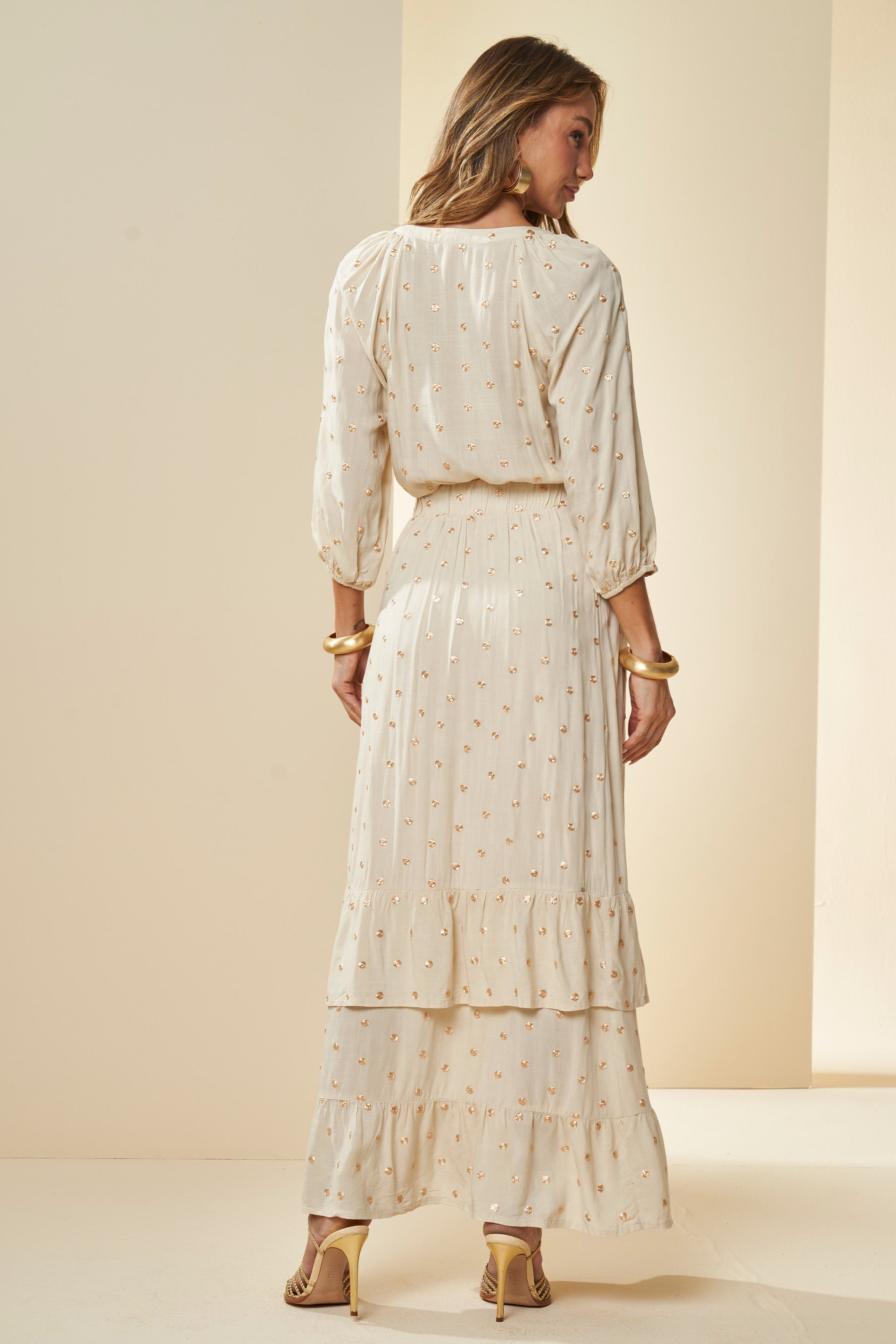 Saia Longa Bordada Celebration em Poá Dourado