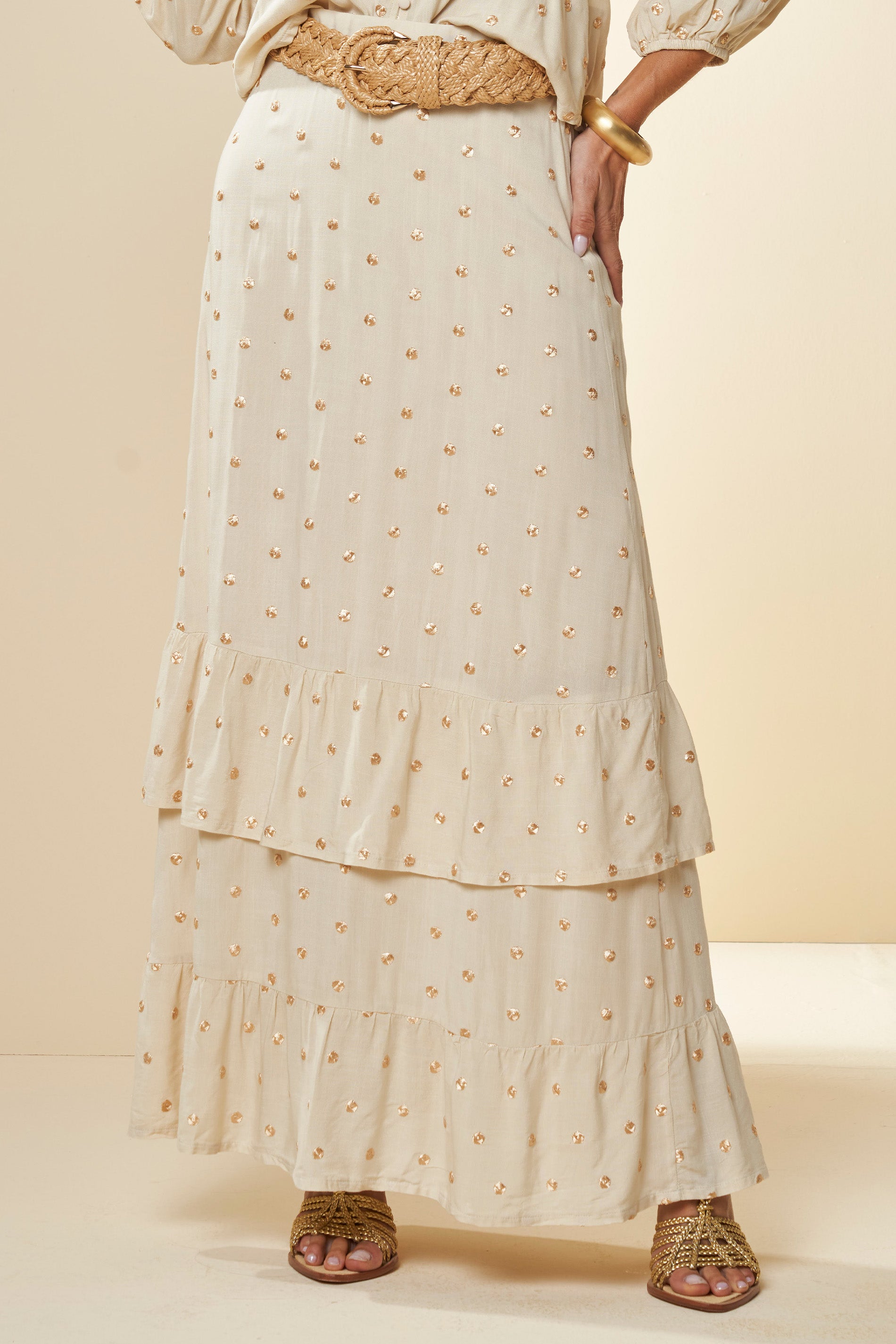 Saia Longa Bordada Celebration em Poá Dourado