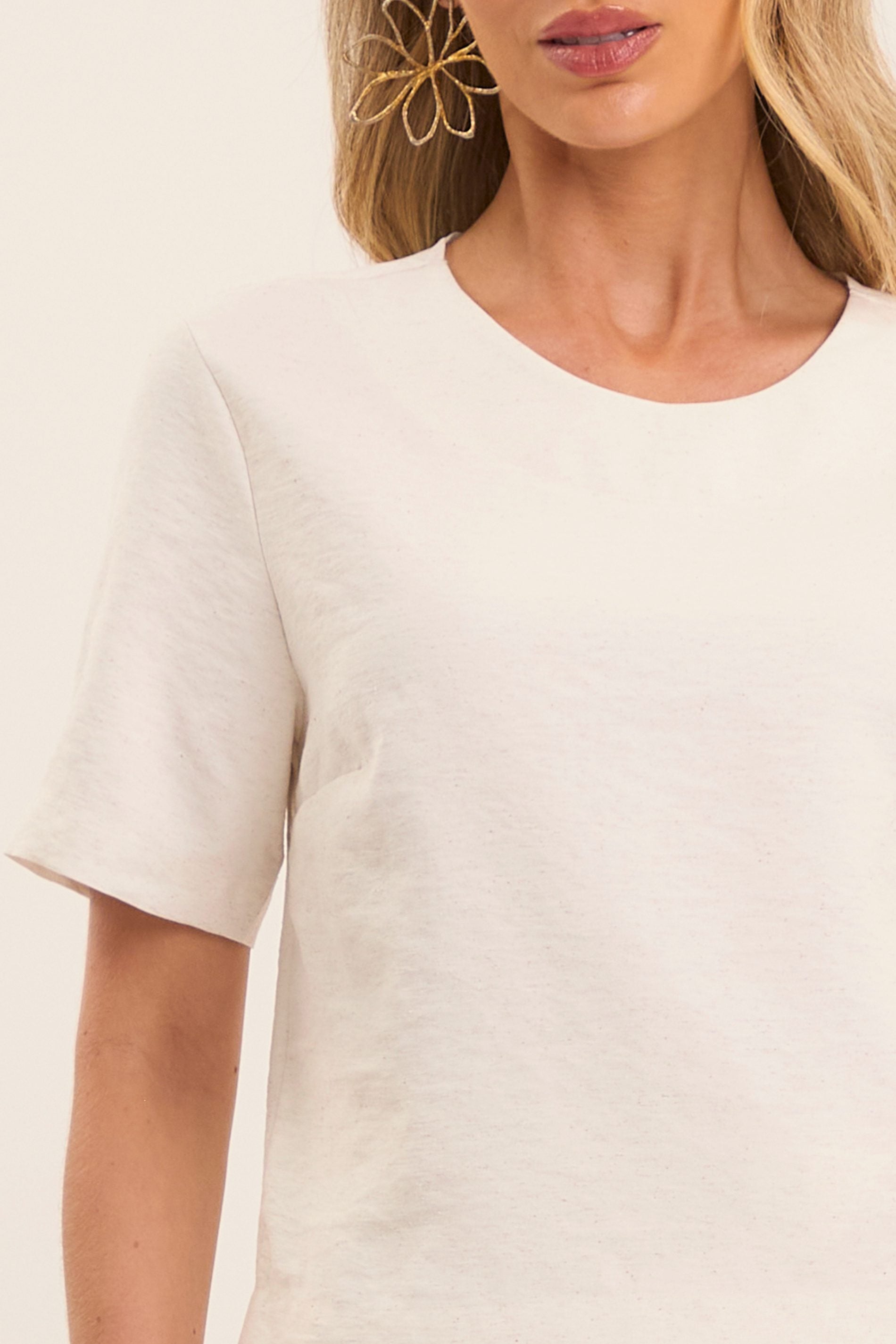 Blusa Reta Brisamar com Decote Redondo