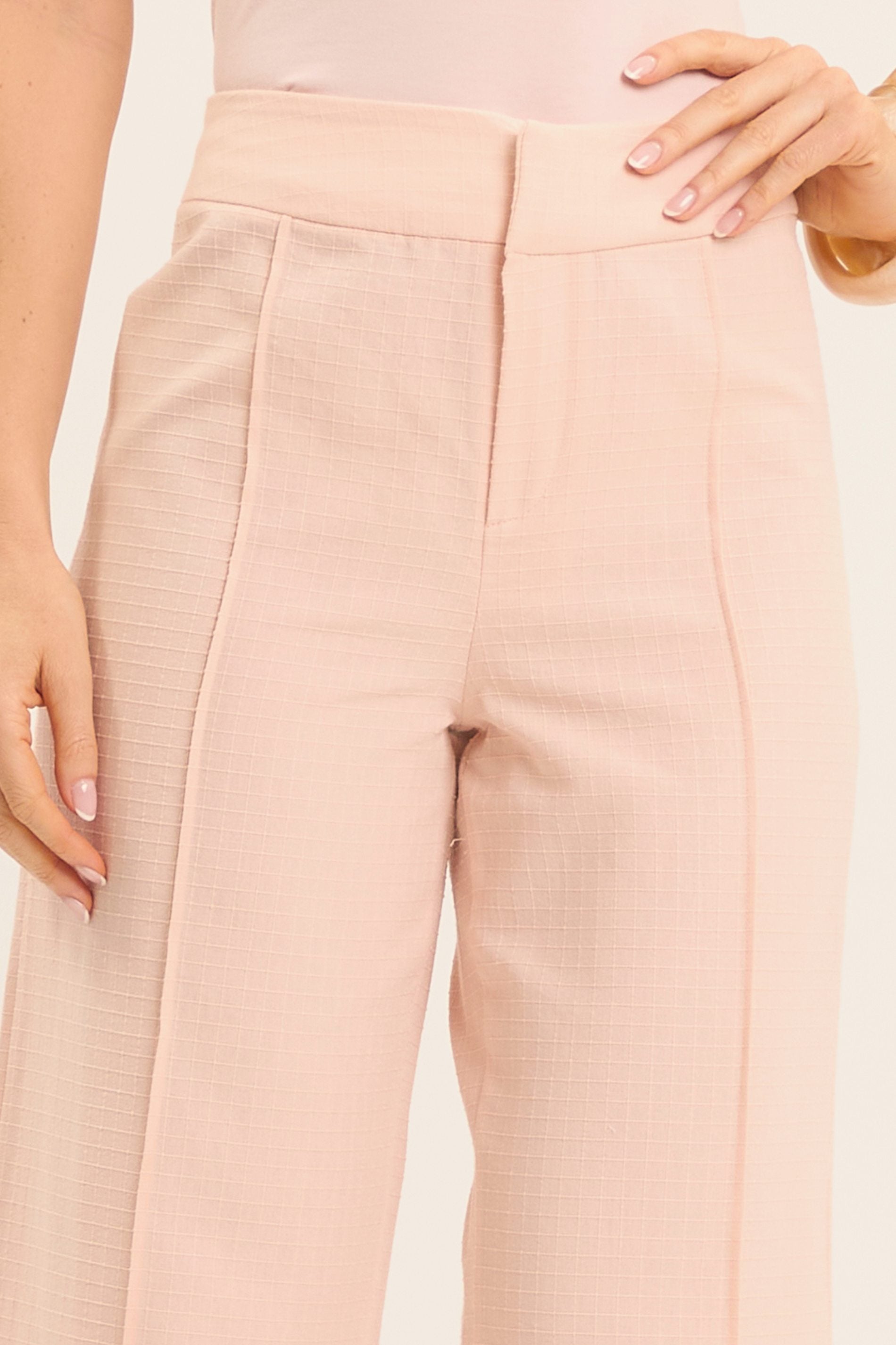 Calça Pantalona Oliva em Alfaiatada com Bolso Frontal