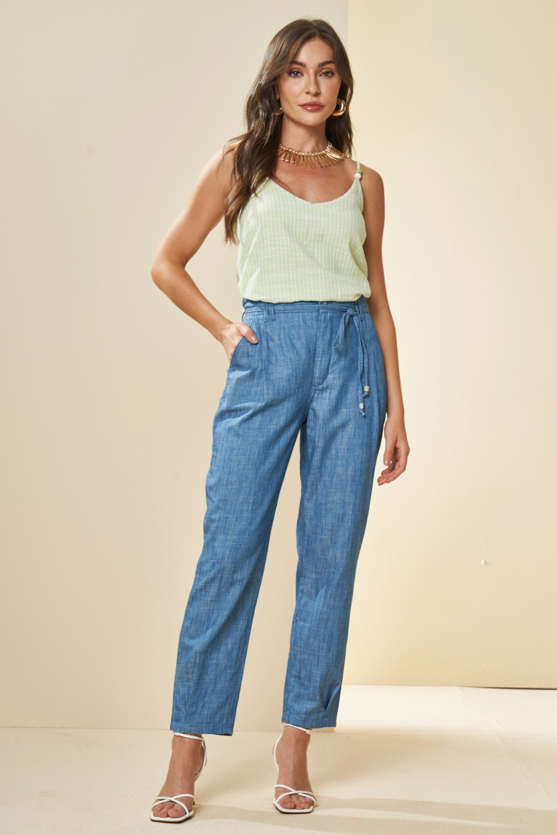 Blusa de Alça Fina Brisamar com Detalhes no Ombro