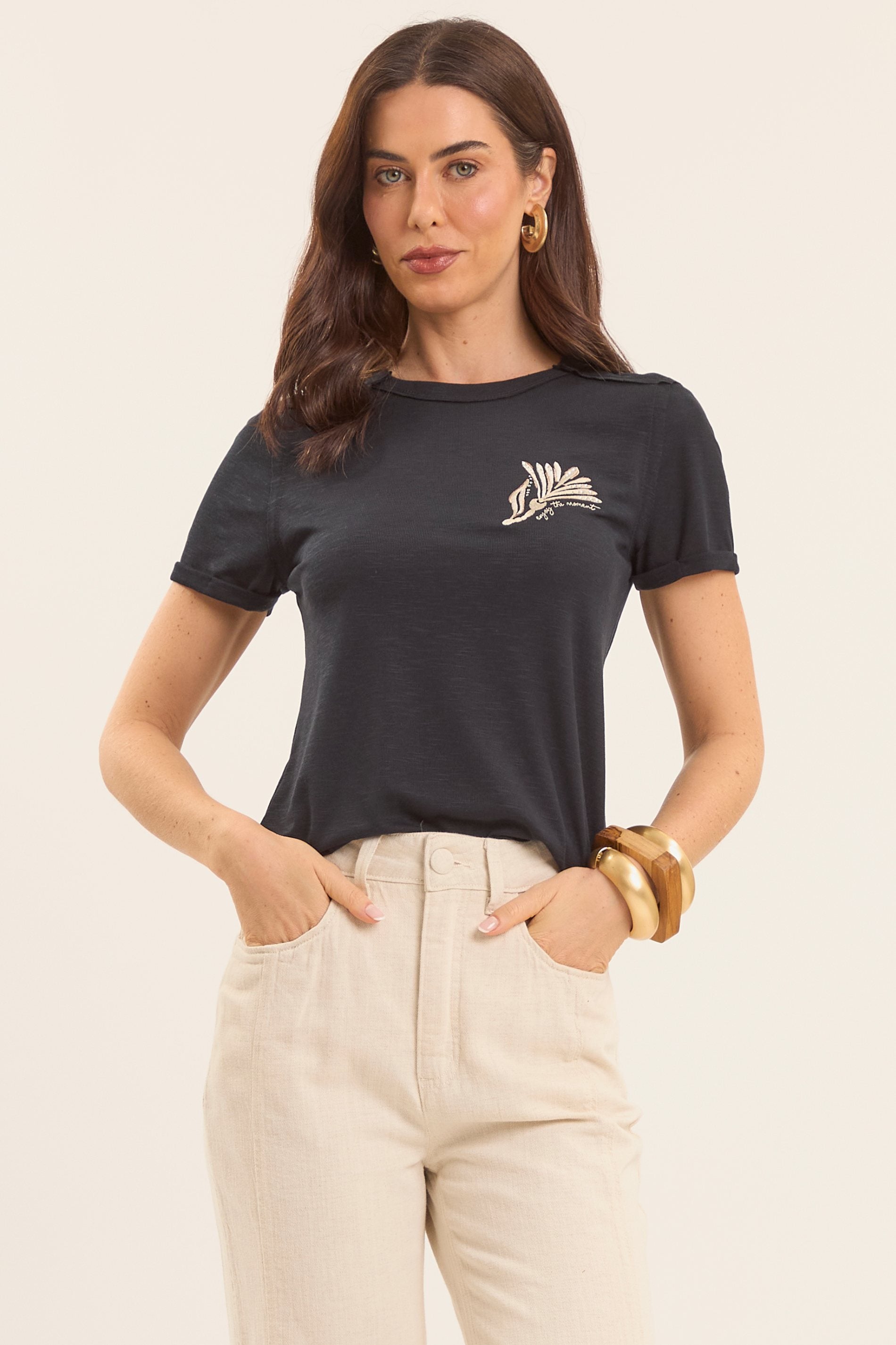 T-Shirt de Manga Curta Boho com Bordado Frontal