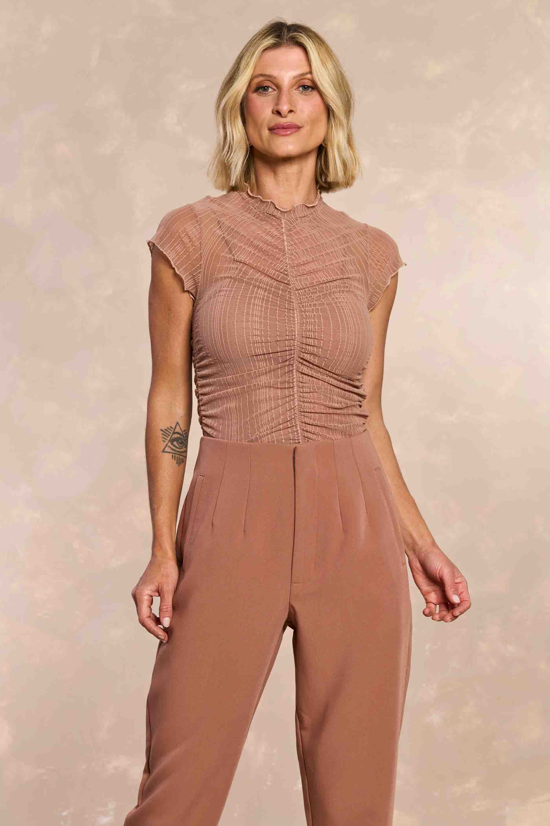 Calça Soft Garden em Alfaiataria