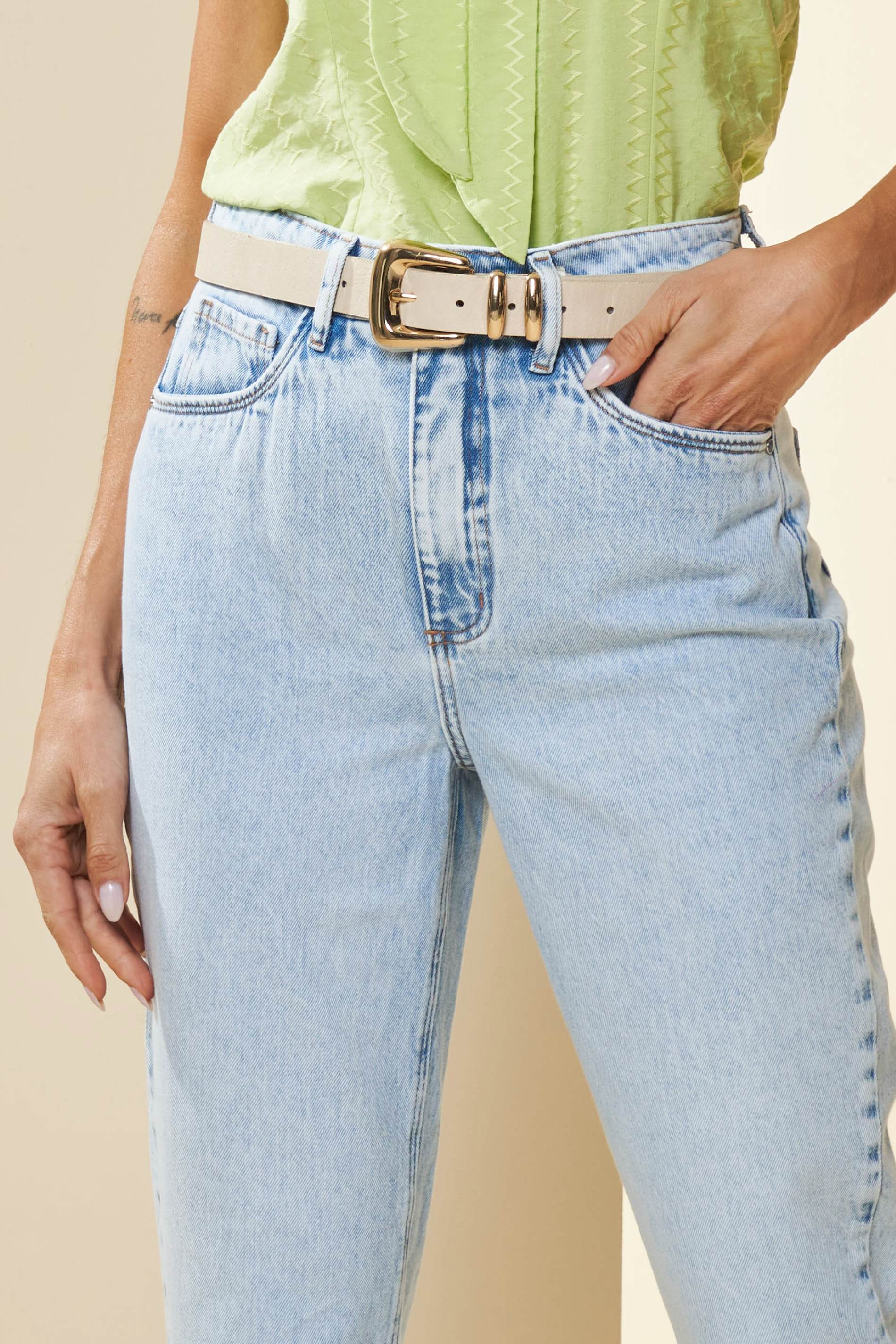 Calça Mom Lavanda em Jeans