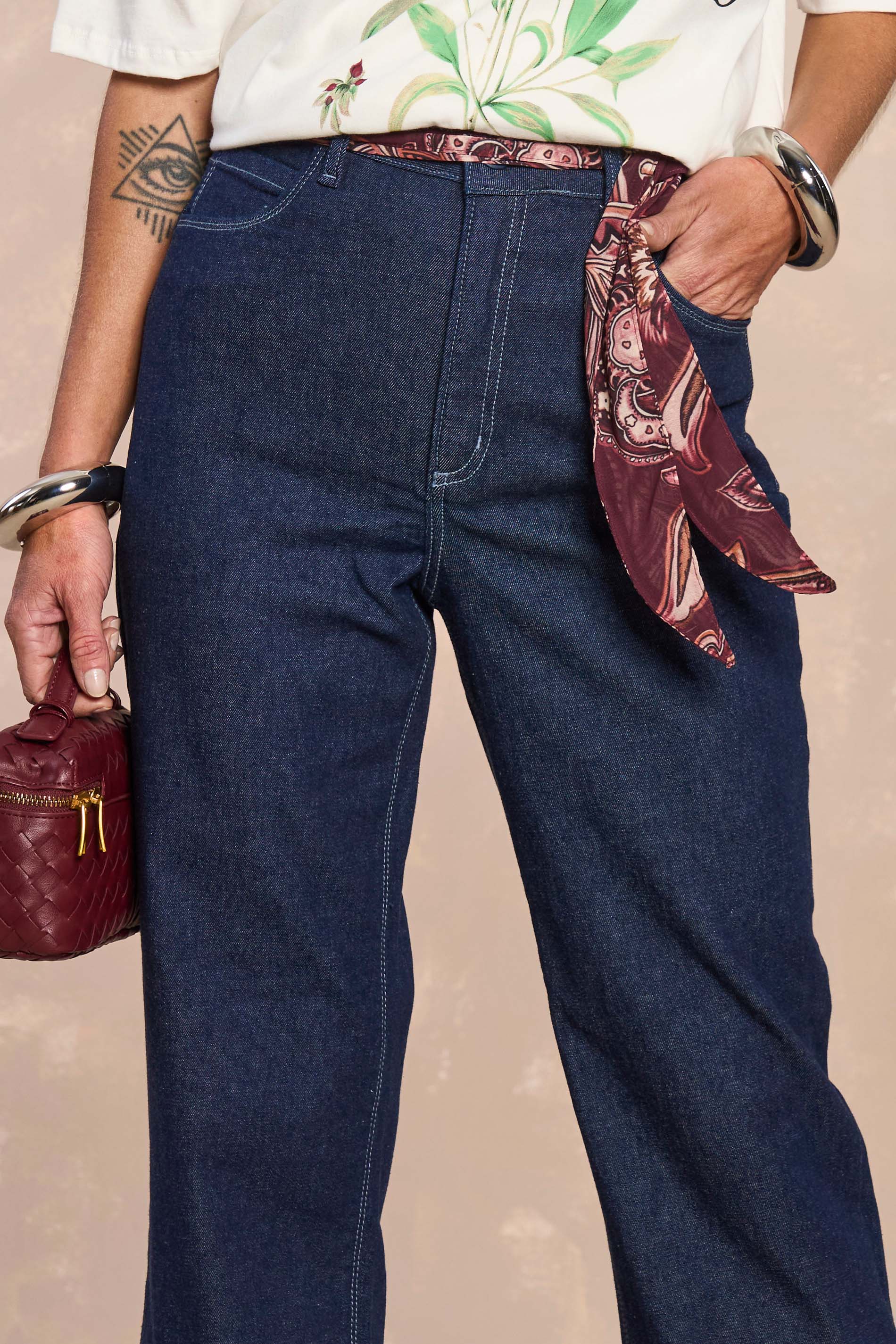 Calça Reta Slim Jardim Boho em Denim
