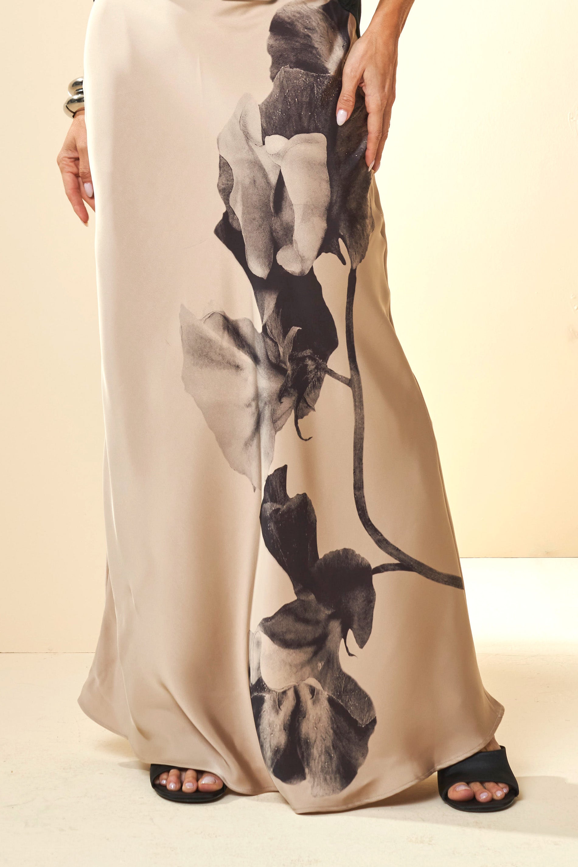 Saia Longa Boho em Cetim