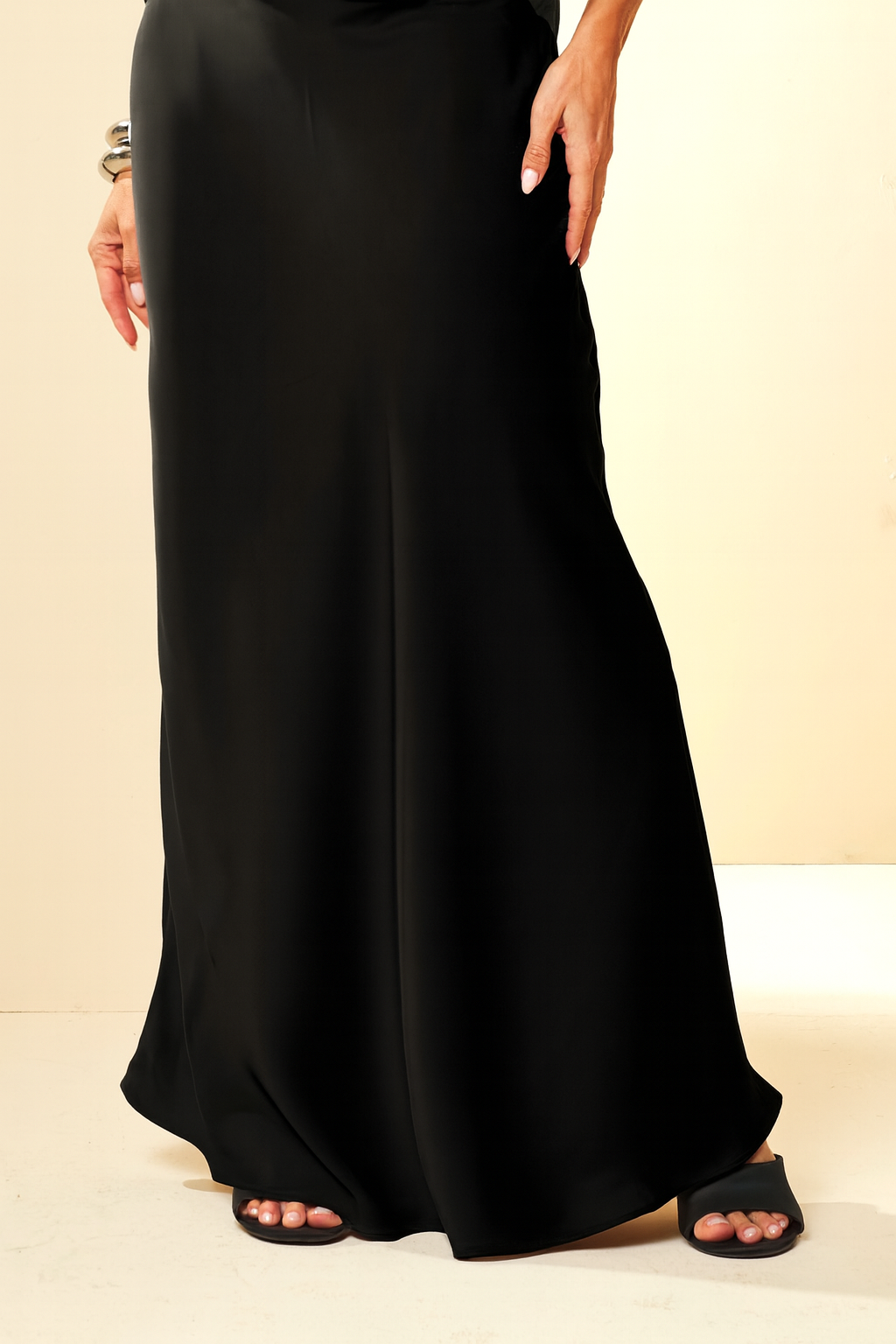 Saia Longa Boho em Cetim