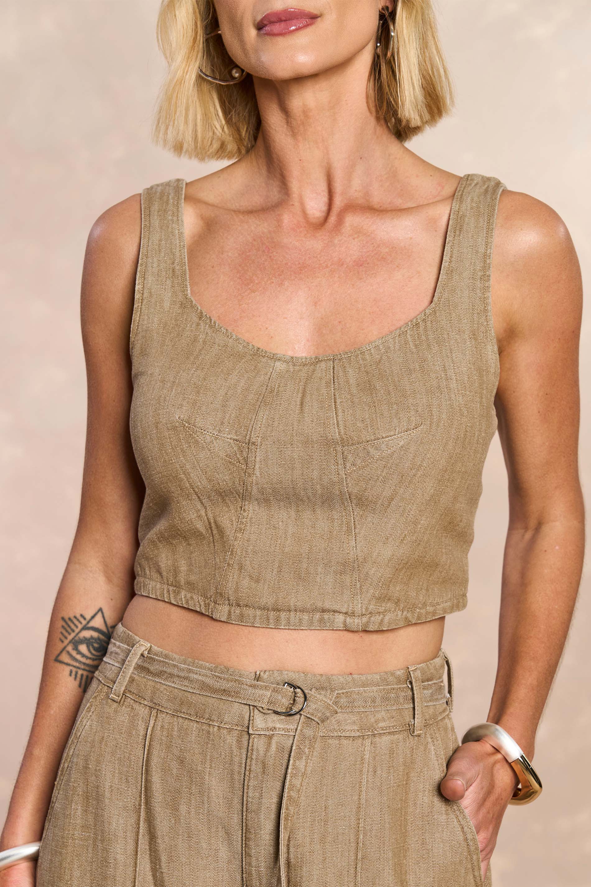 Top de Alça Jardim Boho em Linho