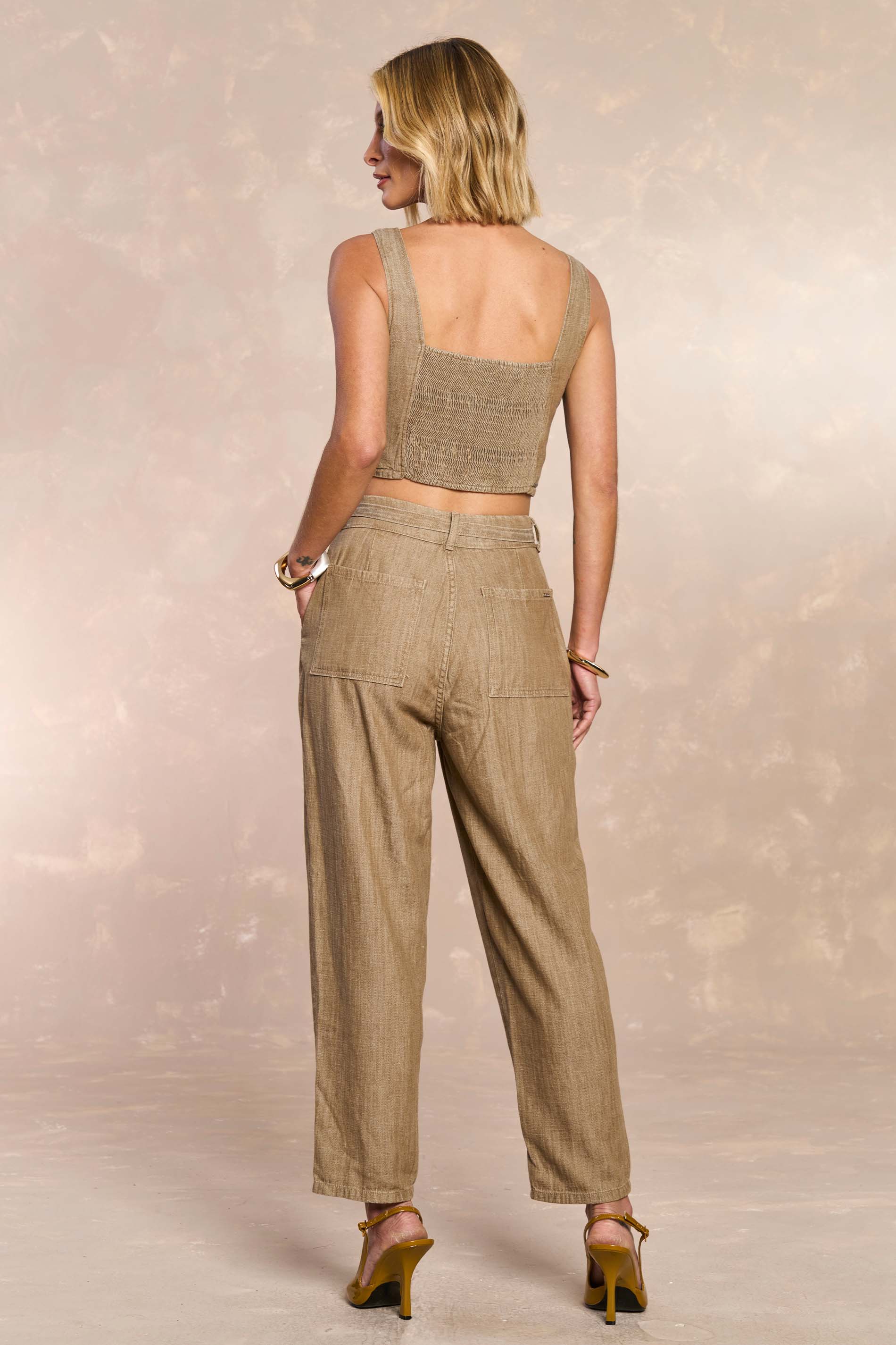 Top de Alça Jardim Boho em Linho