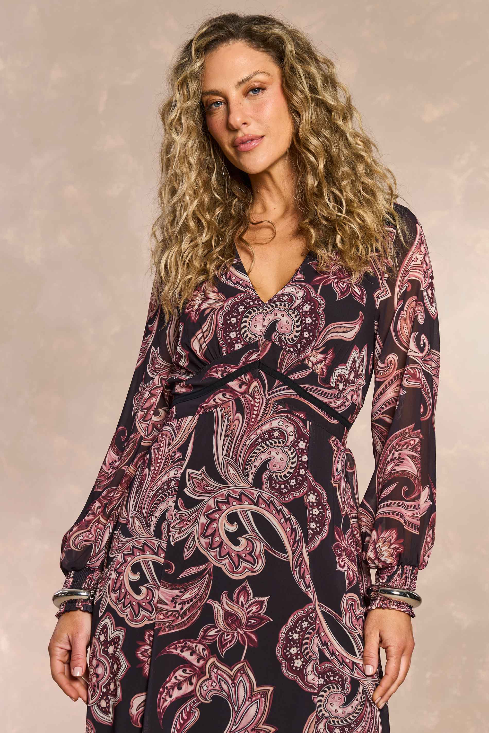 Vestido Longo Jardim Boho em Chiffon