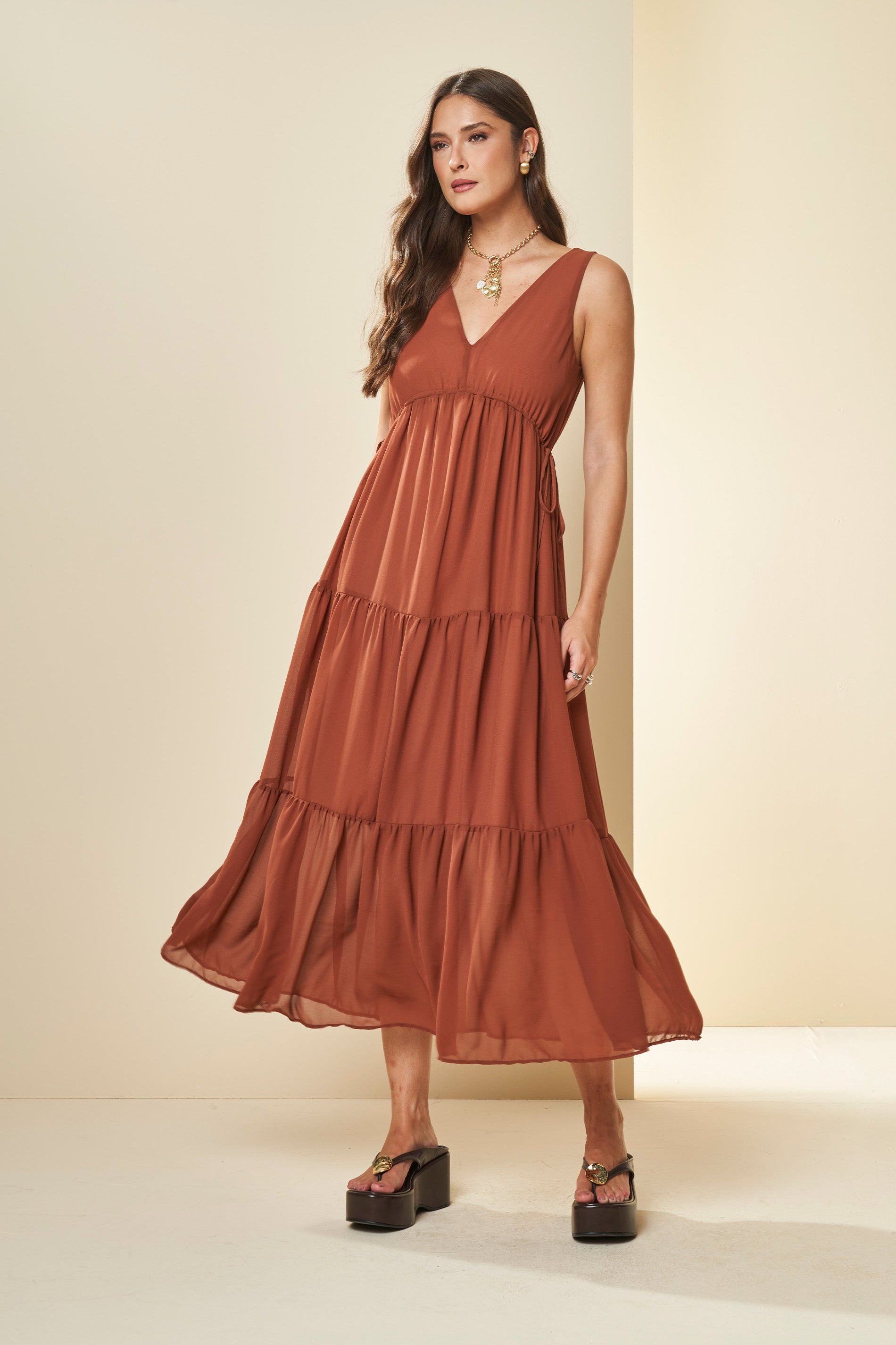 Vestido Midi Romantic em Chiffon