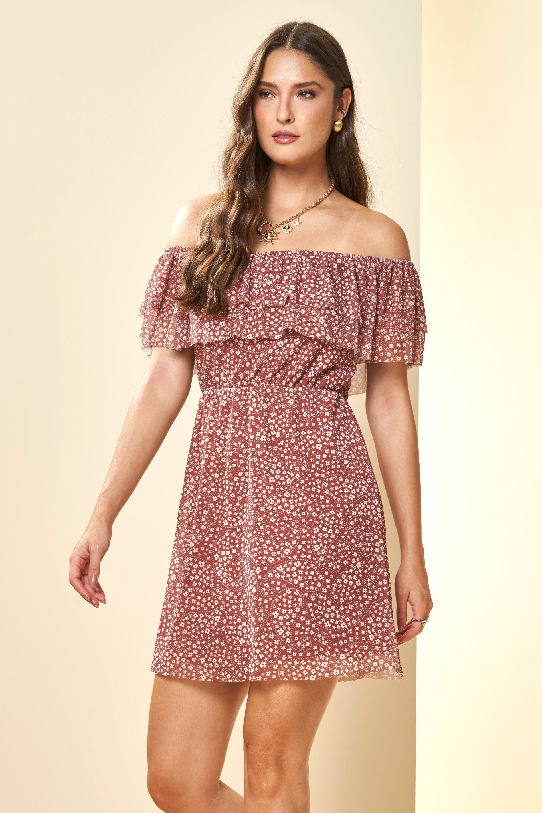 Vestido Curto Romantic Ombro a Ombro em Tule Estampado