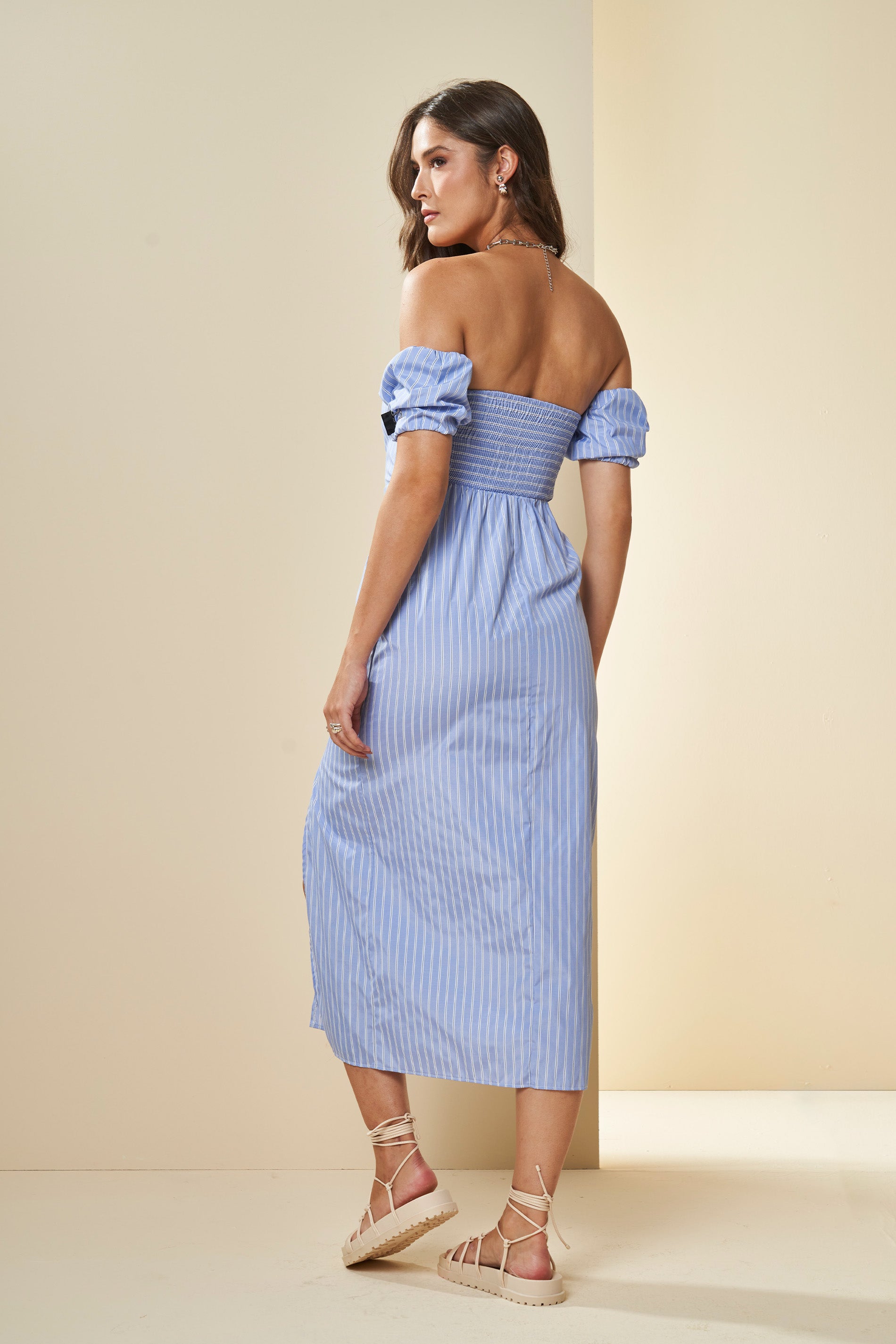 Vestido Longo Ombro a Ombro Veraneio com Fenda Frontal