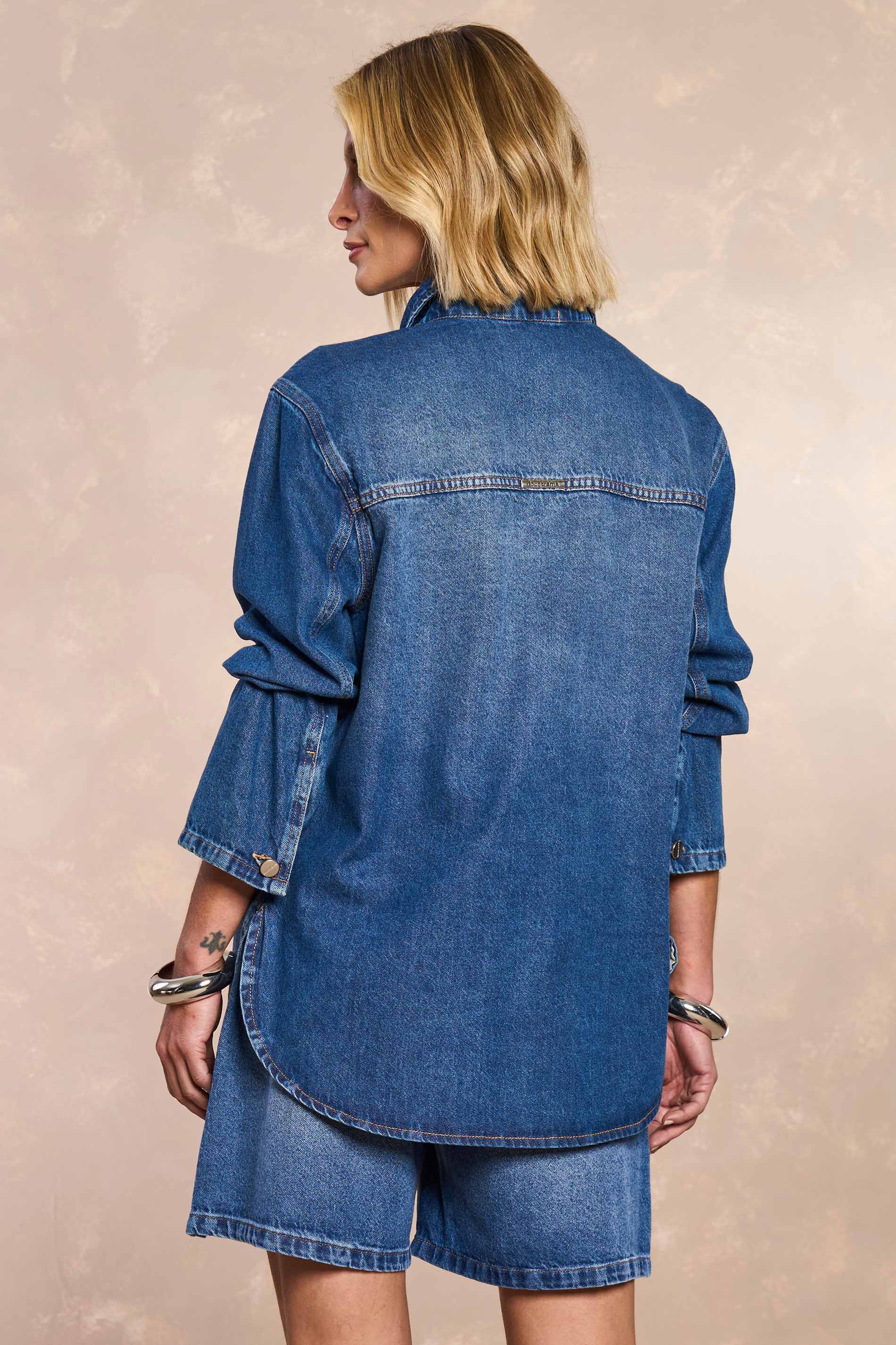 Camisa Overshirt Retrô Glam em Denim
