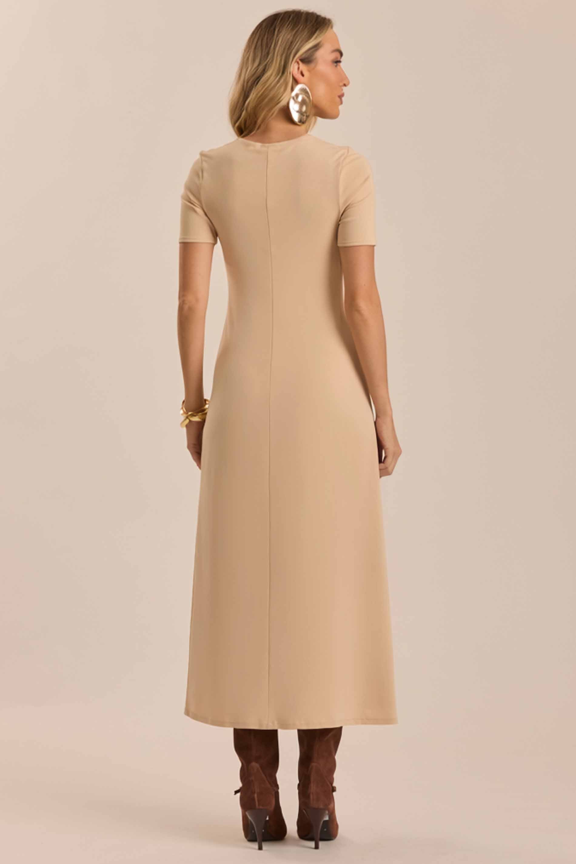 Vestido Midi Retô Glam em Suedine