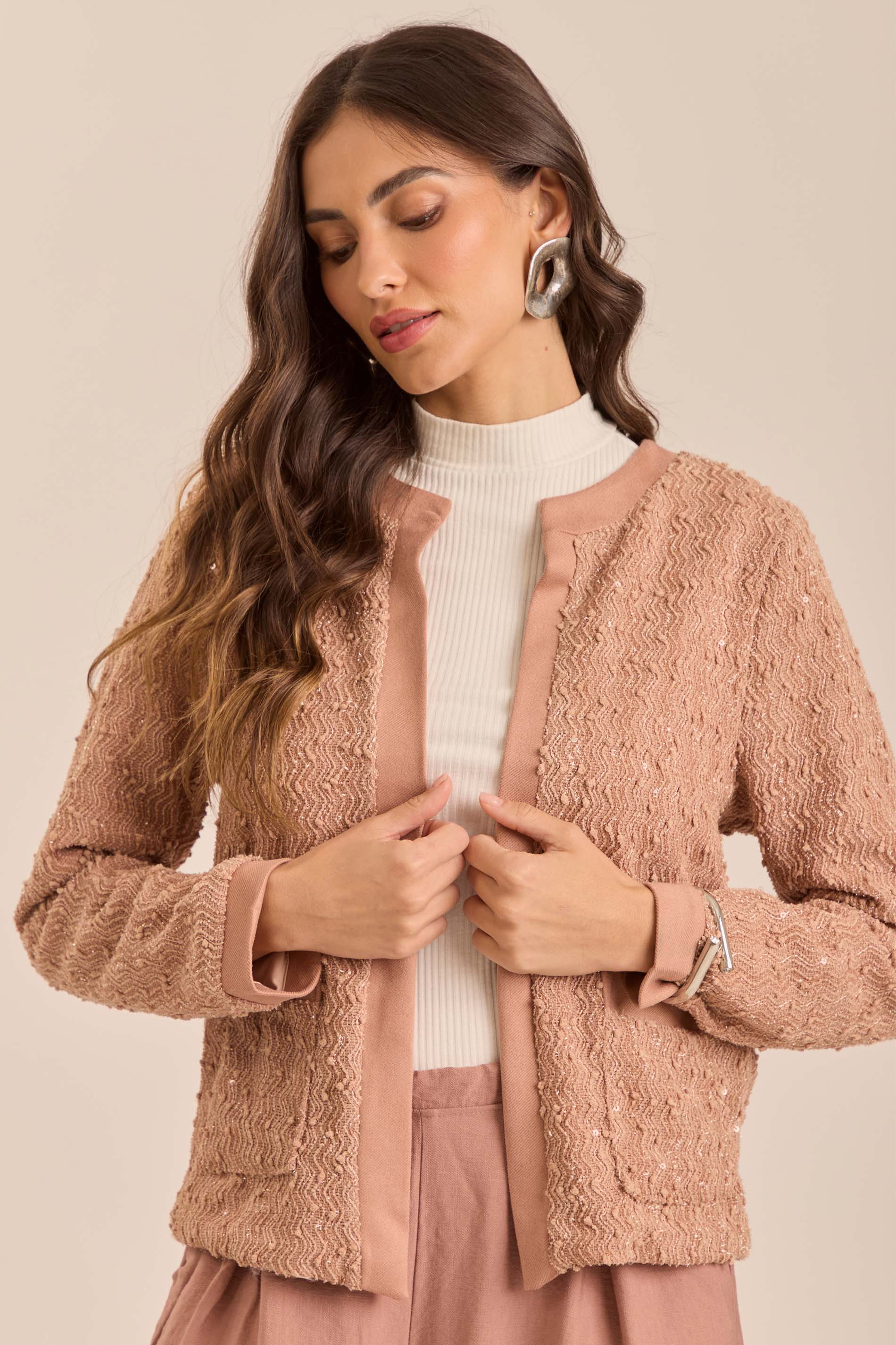 Casaco Retrô Glam em Tricot