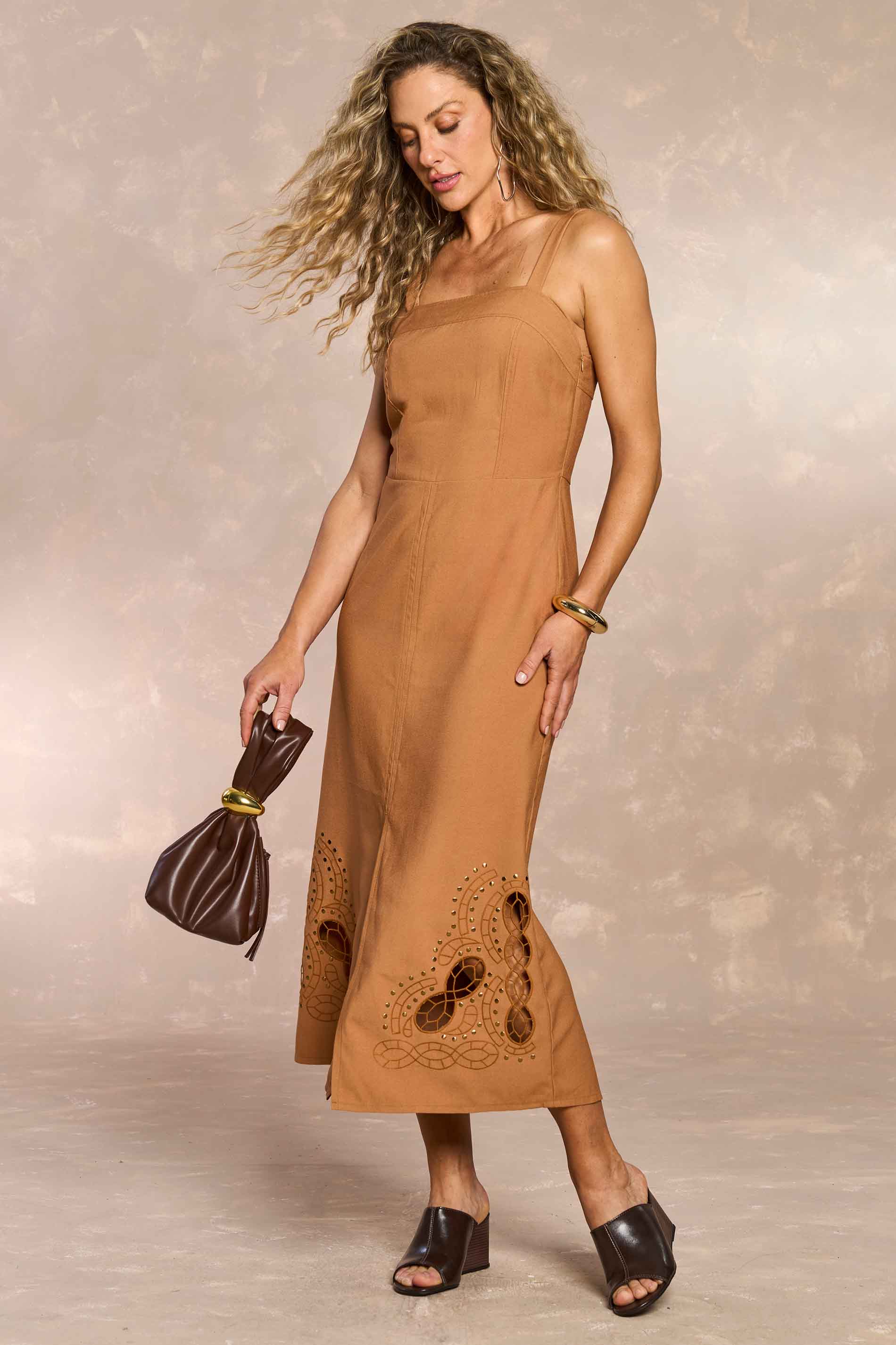 Vestido Midi Jardim Decor em Alfaiataria