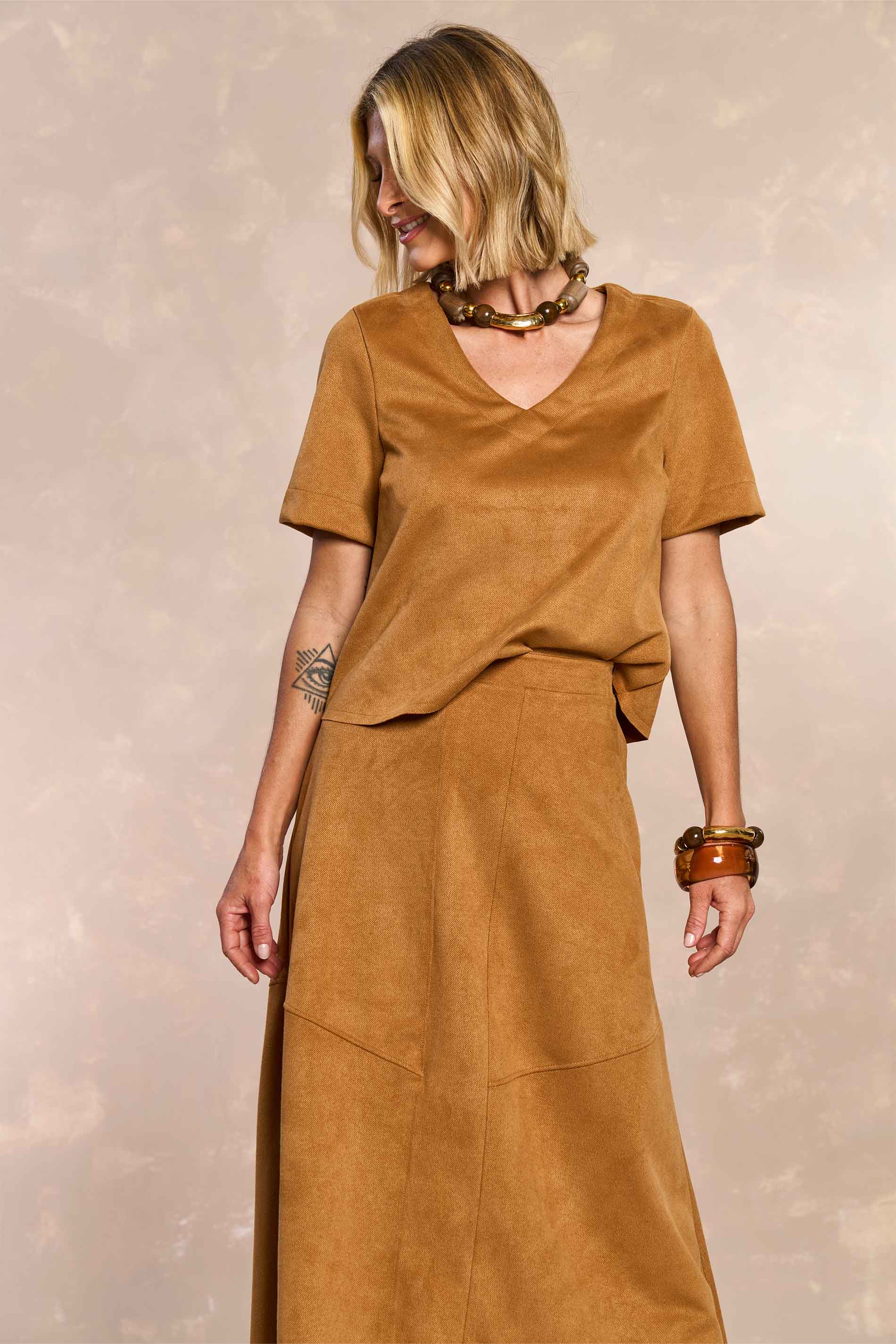 Saia Midi Cozy Winter em Suede