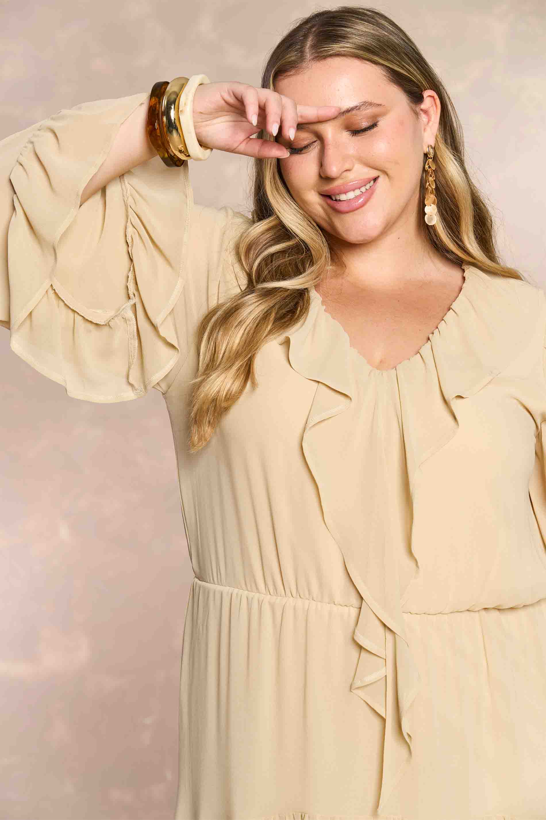 Vestido Curto Soft Garden em Chiffon