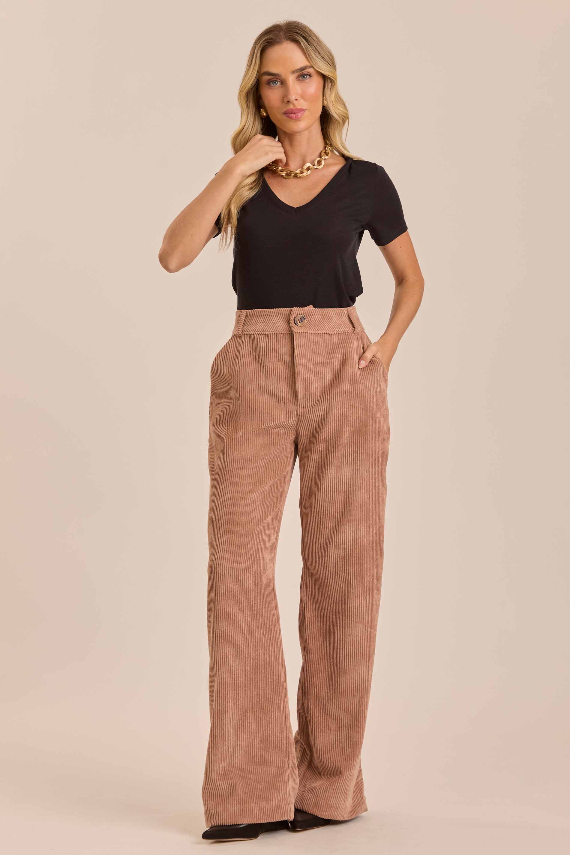 Calça Wide Leg Ethnic Blur em Veludo Cotelê