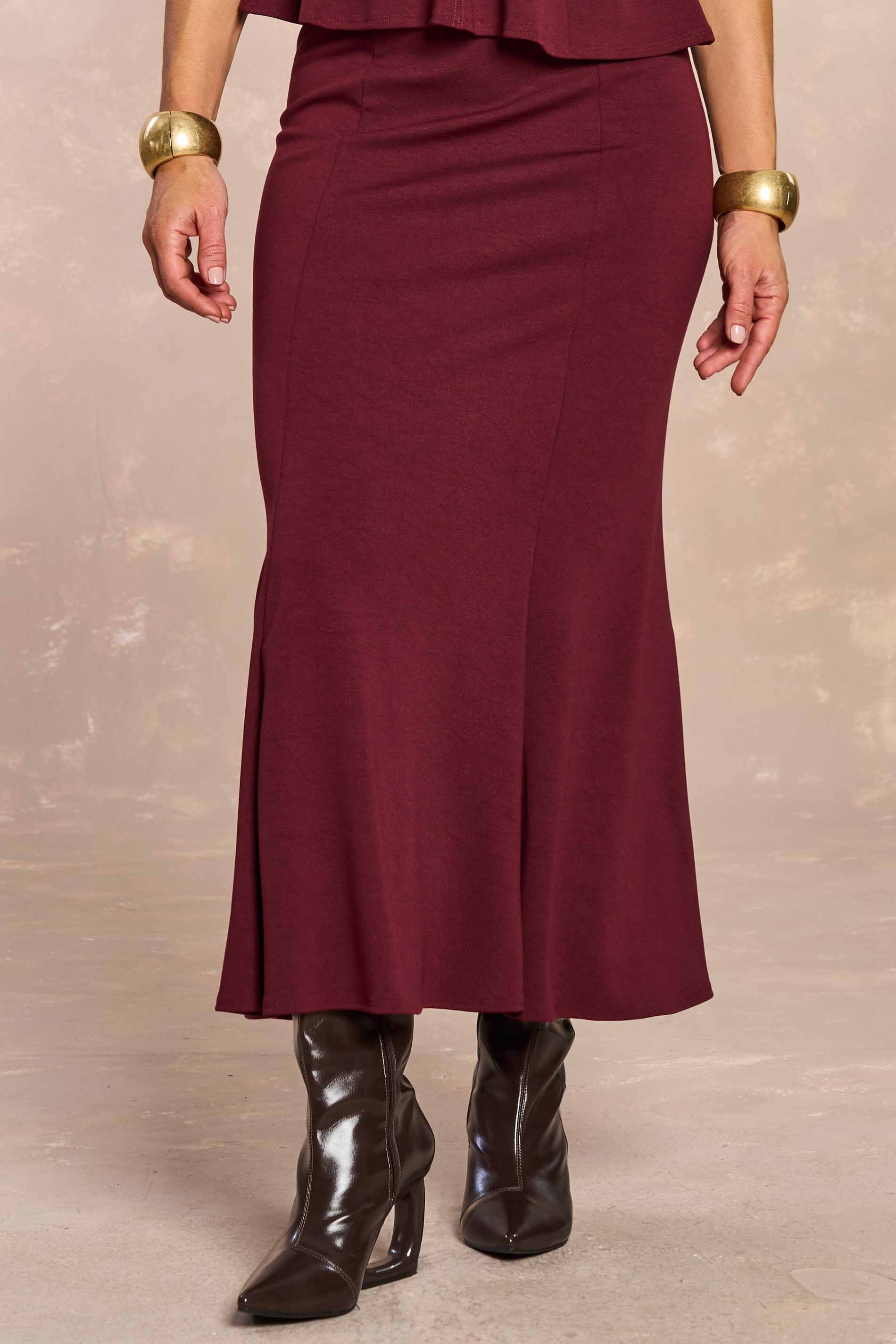 Saia Midi Retrô Glam em Bodycon