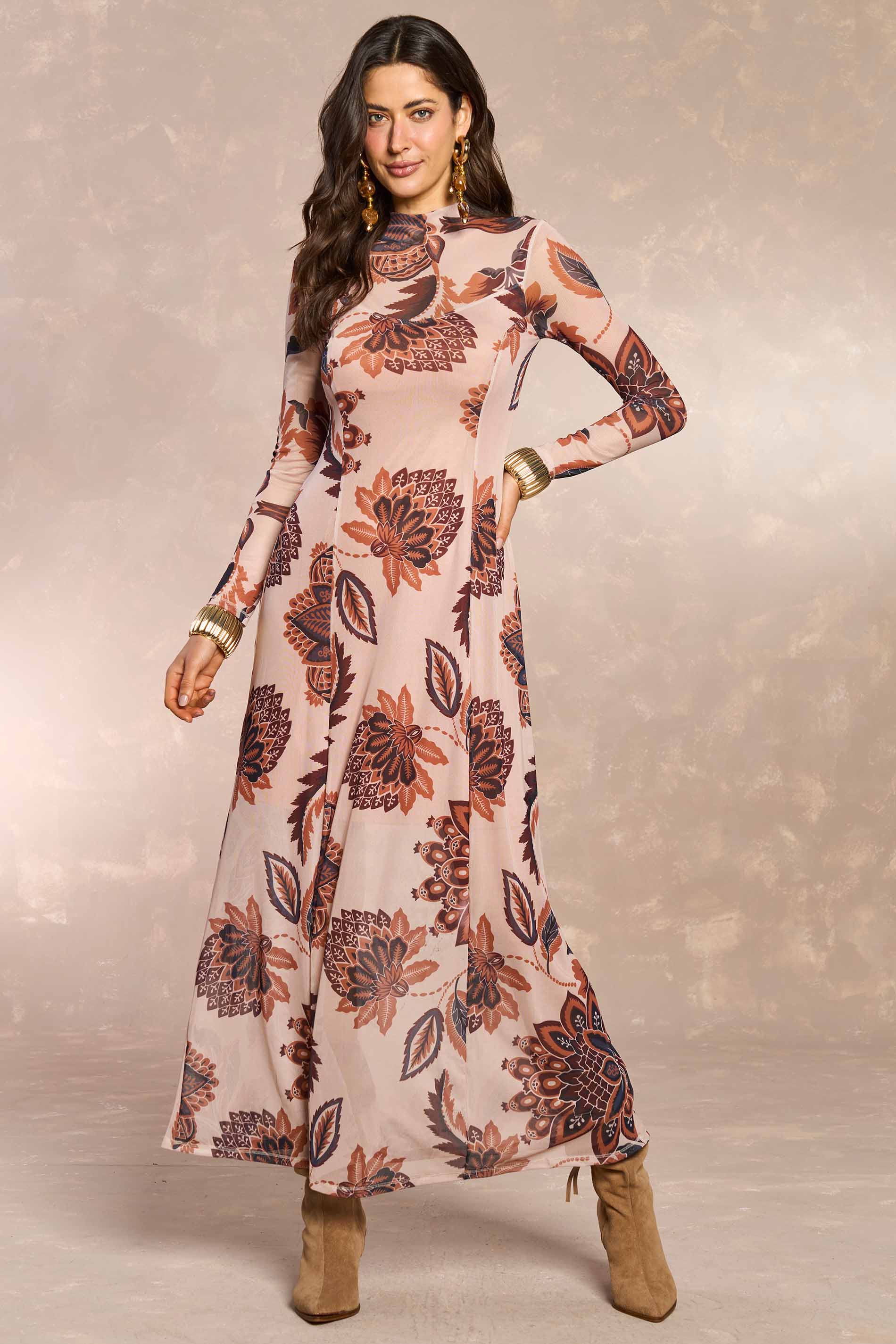 Vestido Longo Jardim Decor em Tule Estampado