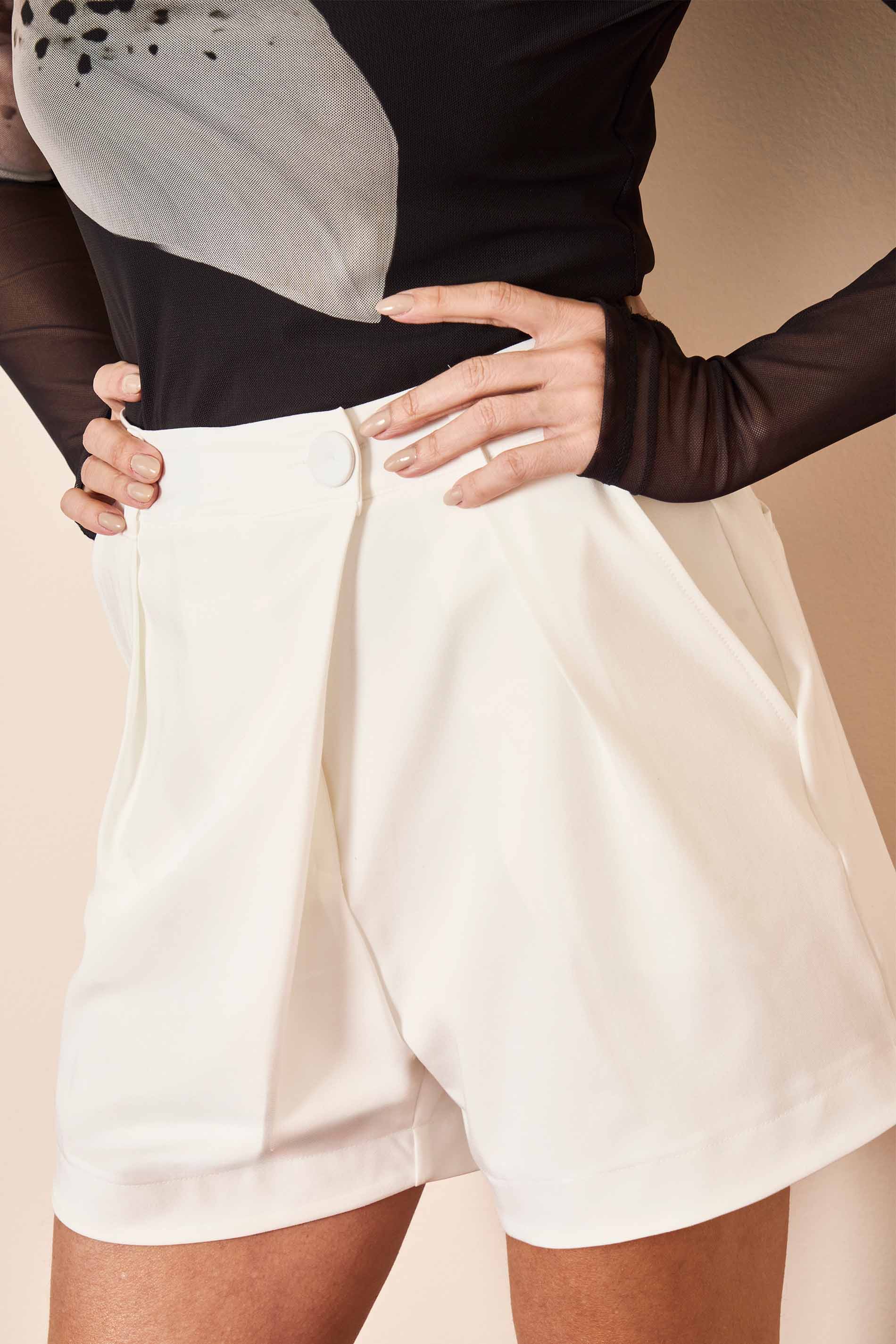 Shorts Wild Orchid em Alfaiataria