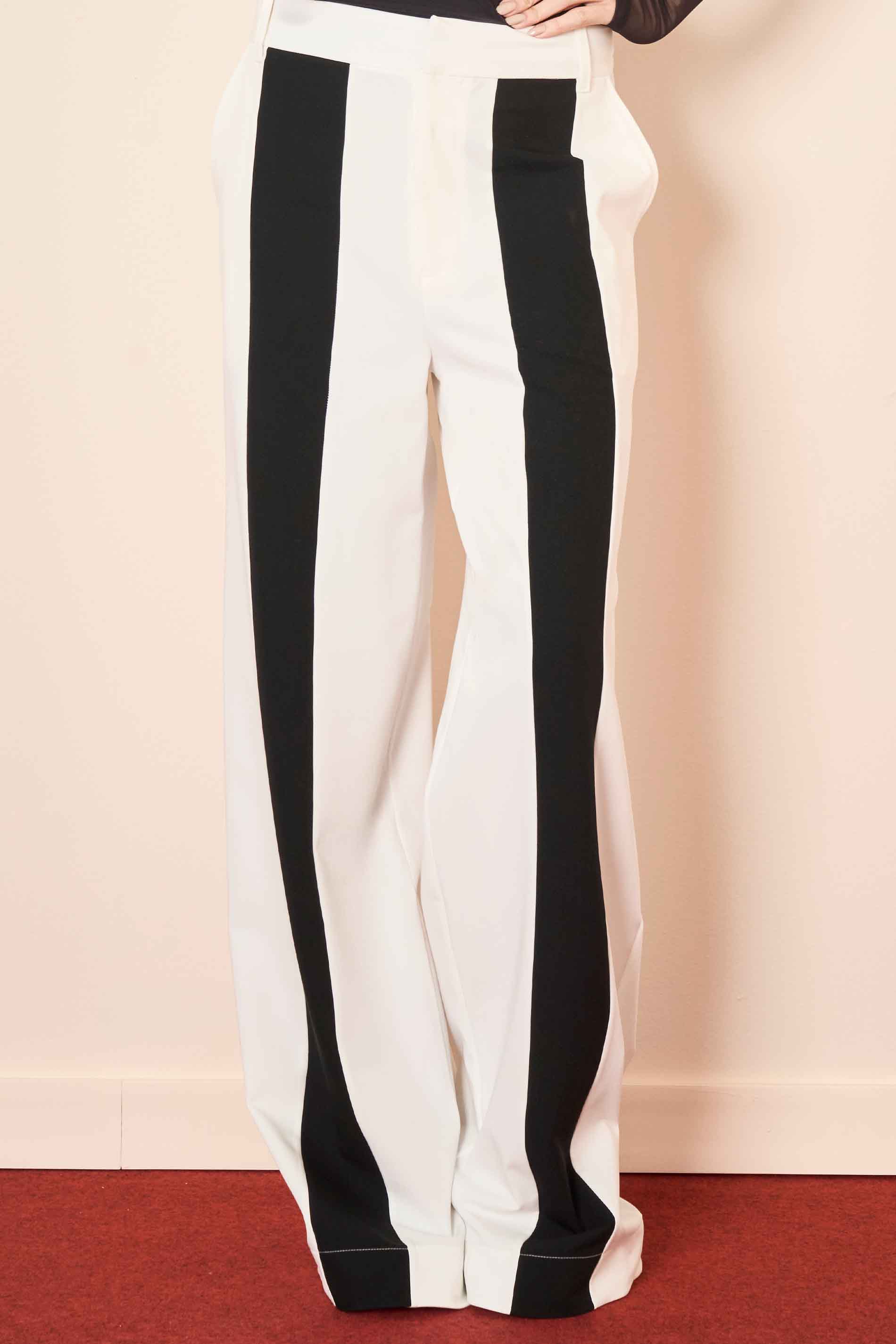 Calça Wild Orchid Wide Leg em Alfaiataria