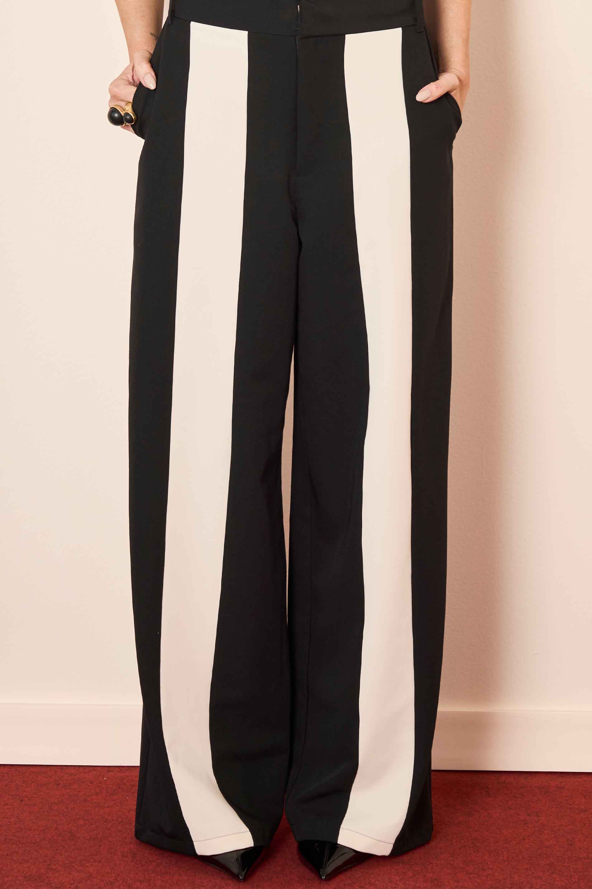 Calça Wild Orchid Wide Leg em Alfaiataria