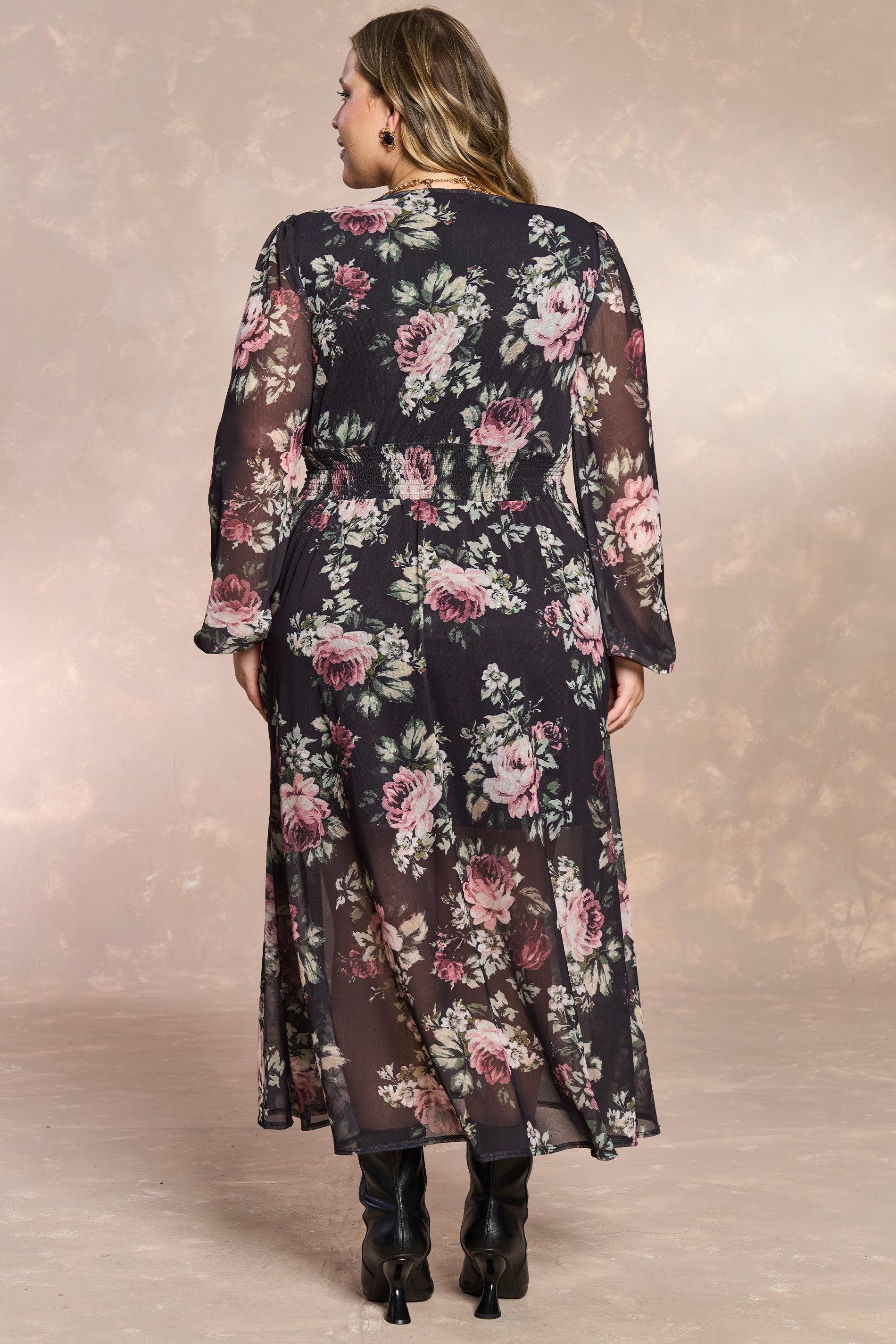 Vestido Midi Aquarela Rose em Tule