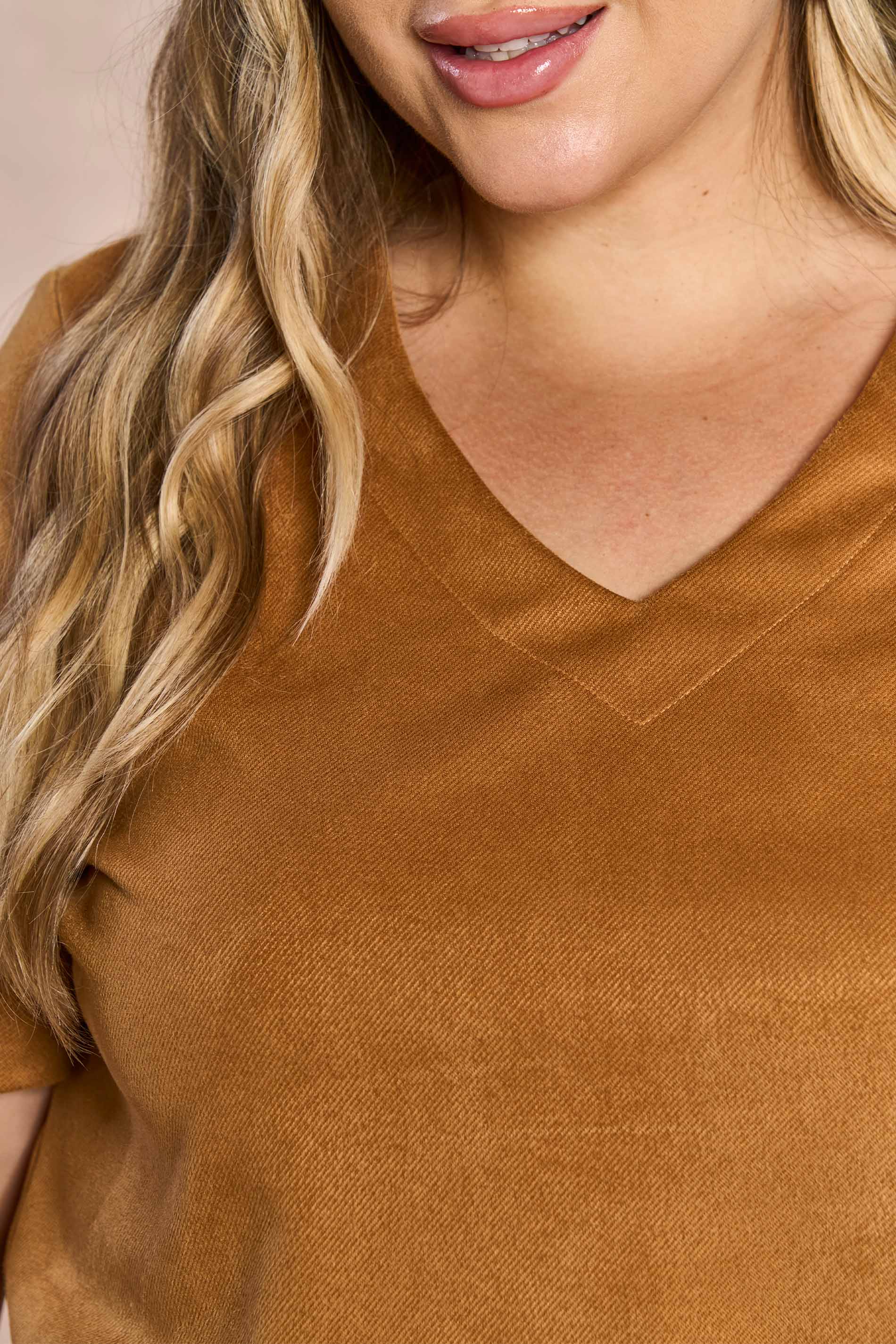 Blusa Cozy Winter em Suede
