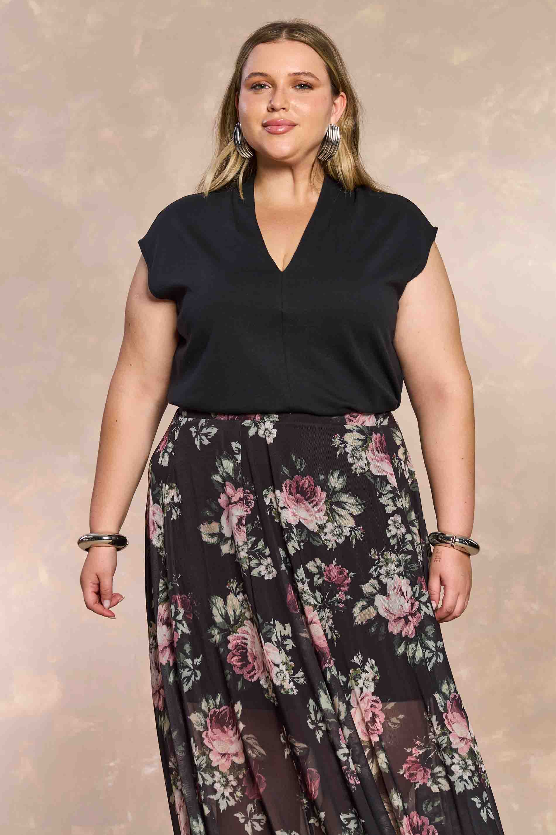 Saia Longa Aquarela Rose em Tule