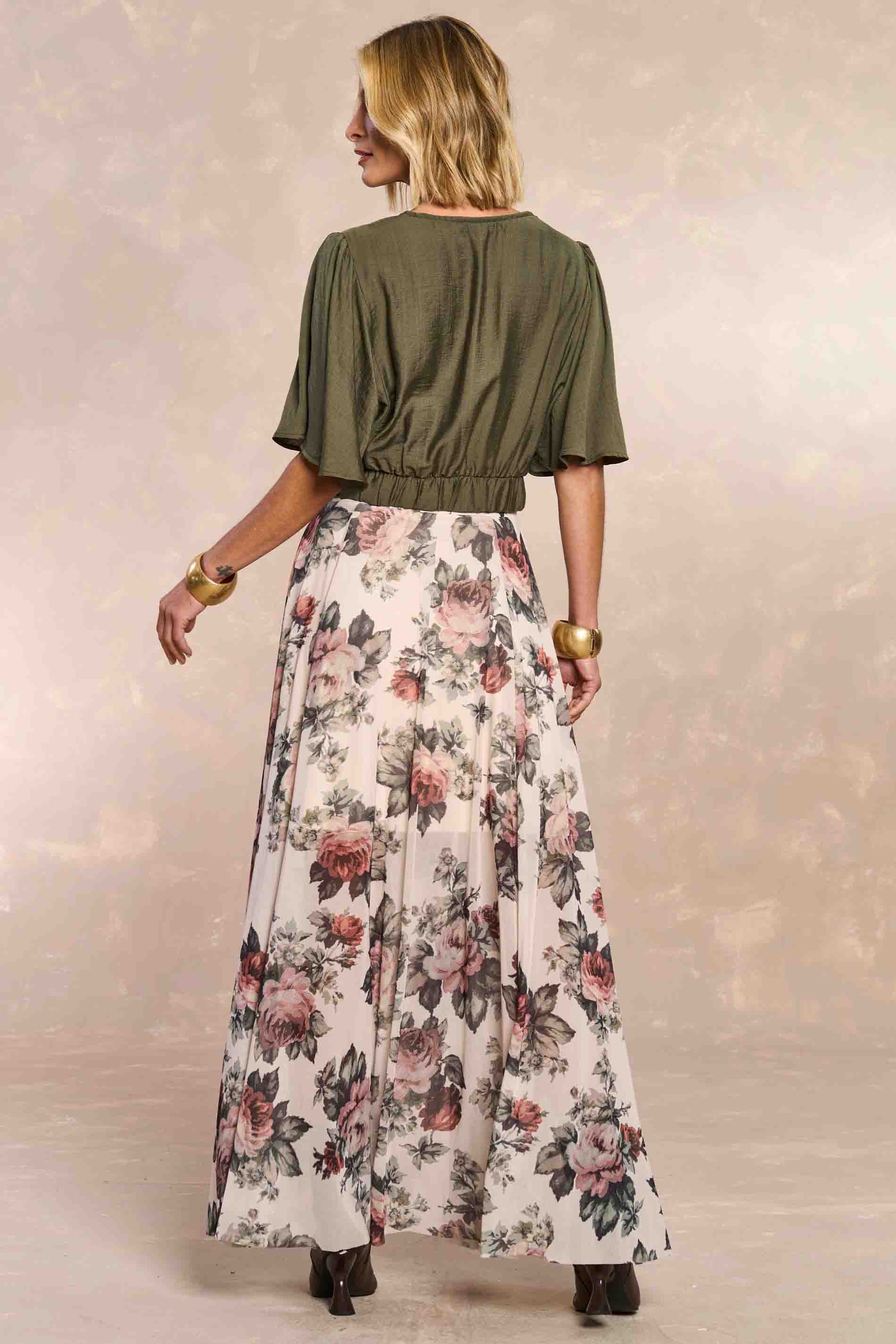 Saia Longa Aquarela Rose em Tule