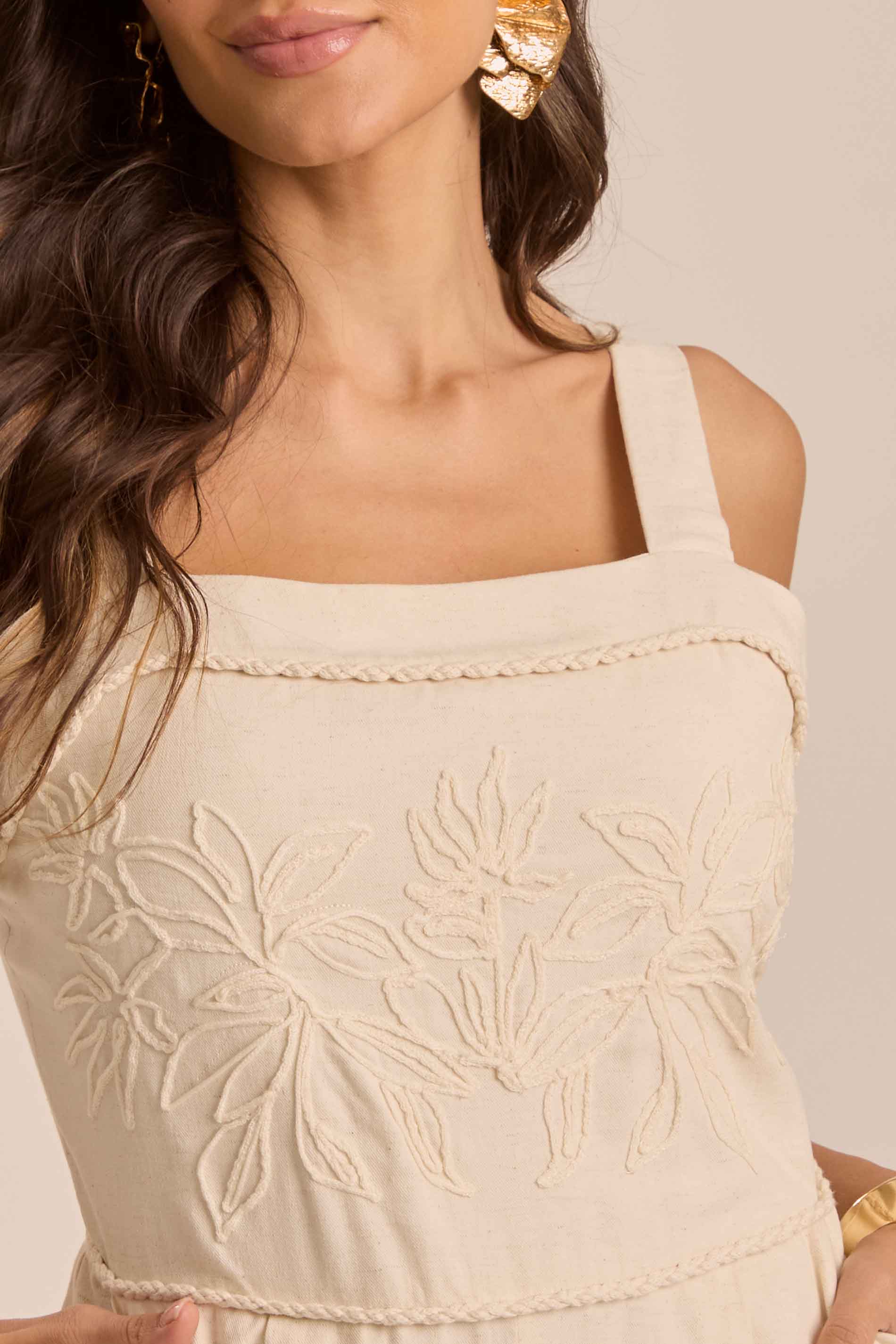 Macacão de Alça Soft Garden em Linho