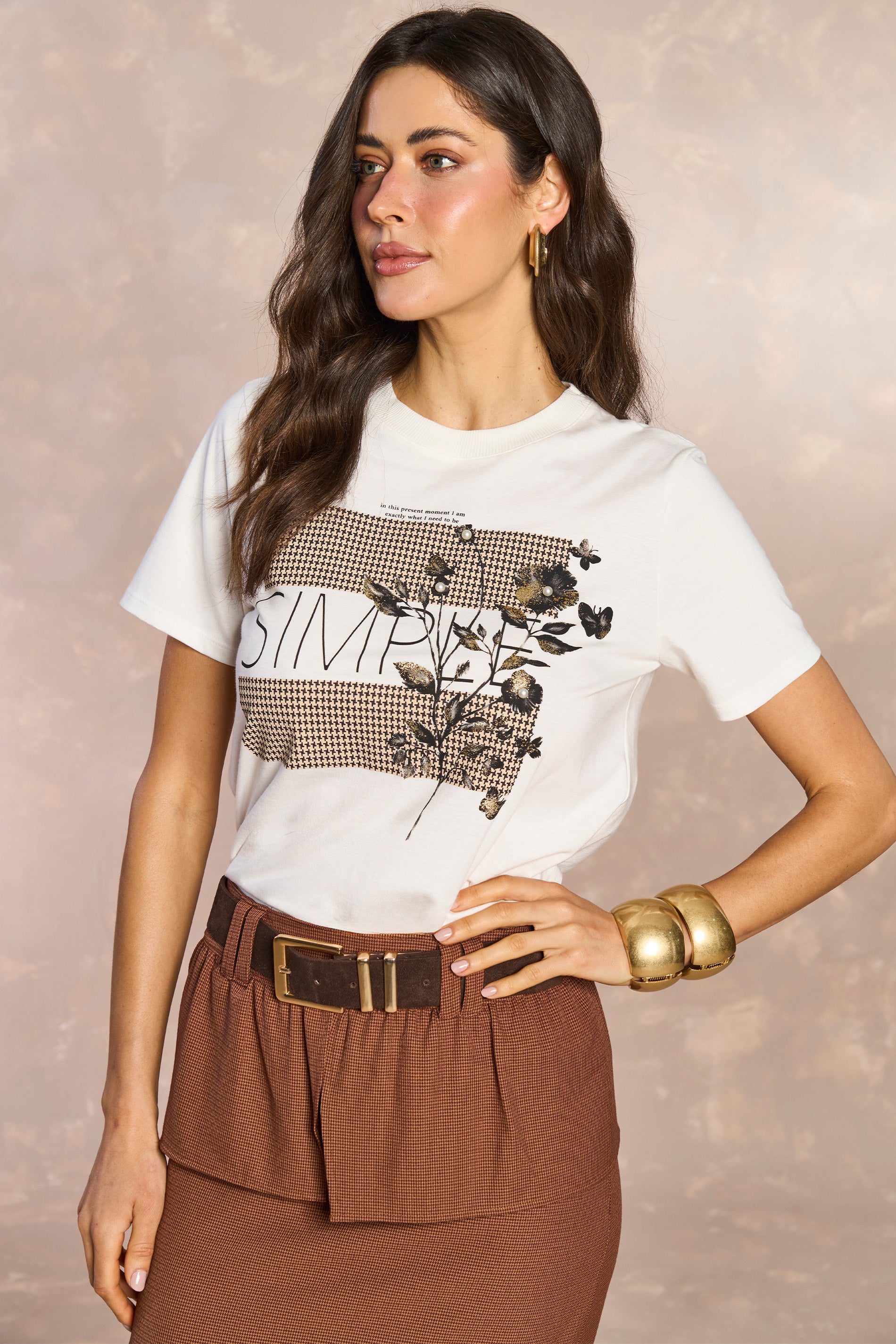 T-shit Jardim Boho com Estampa Frontal