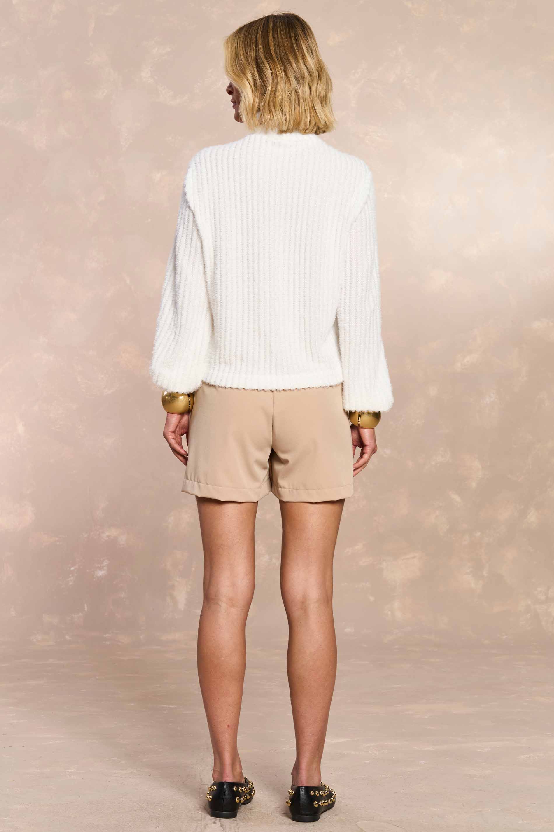 Shorts-Saia Retrô Glam em Alfaiataria