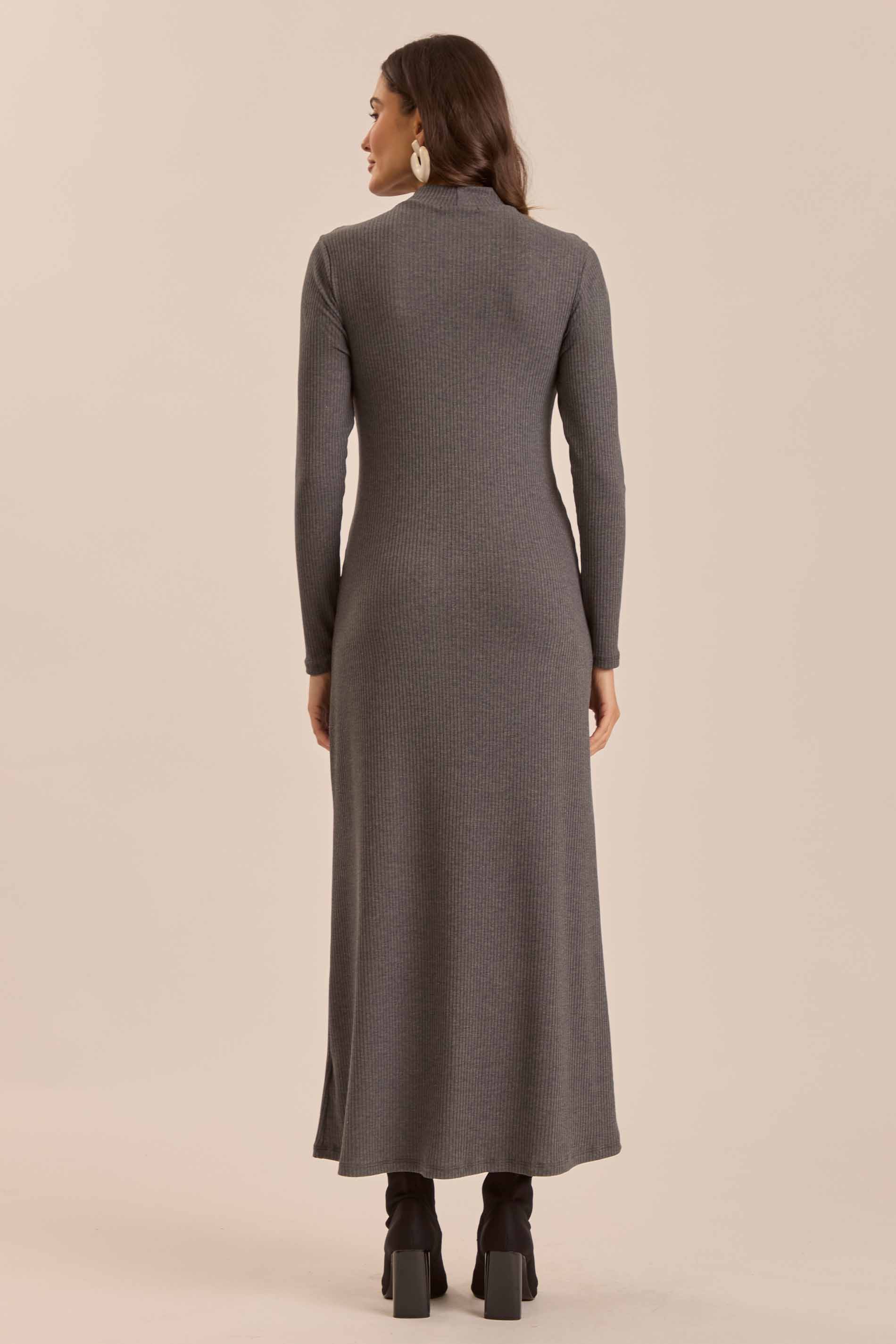 Vestido Longo Retrô Glam em Ribana